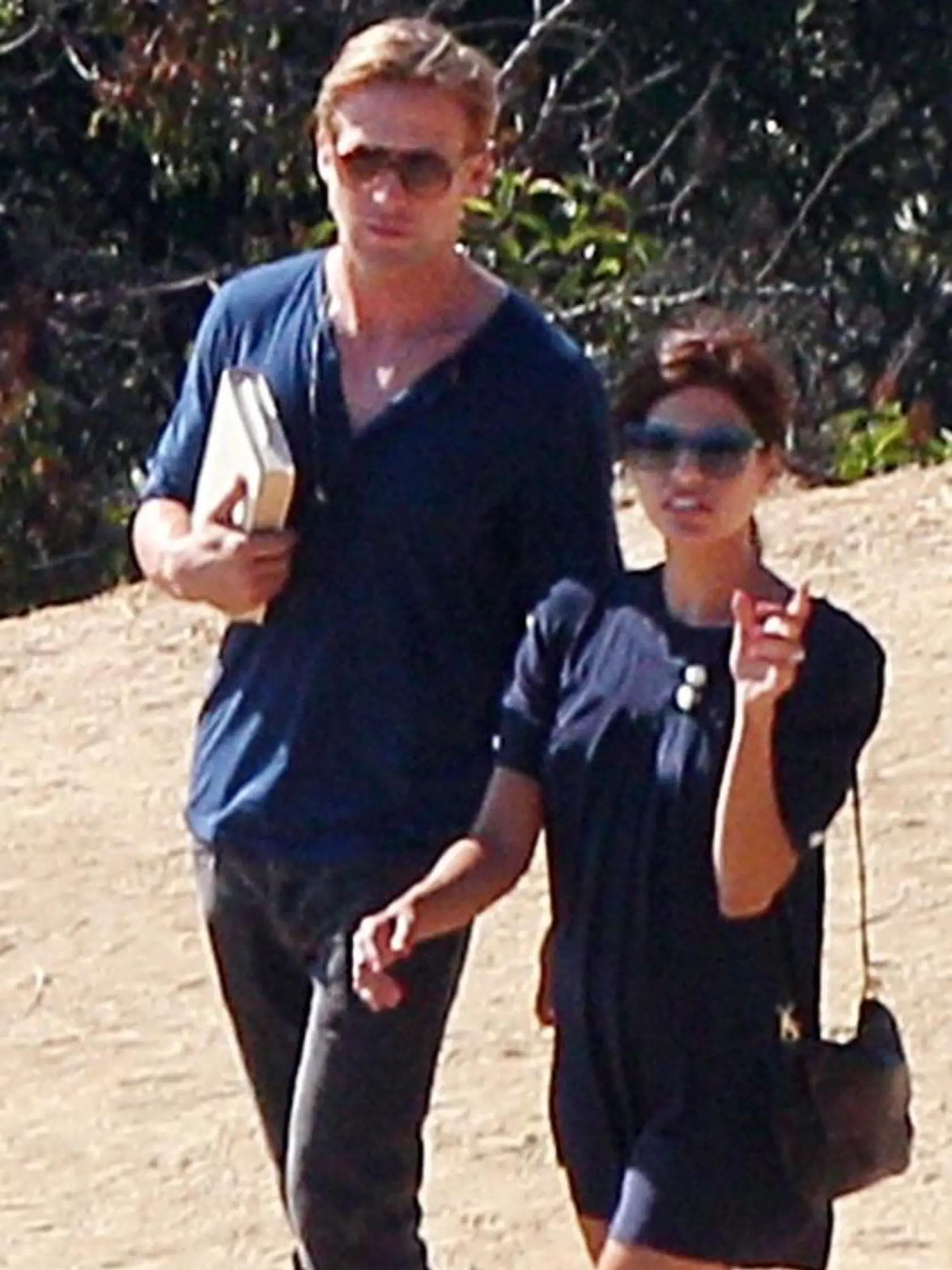 EXCLUSIVE TO INF. PLEASE CALL BEFORE USAGE. September 18, 2011:  Hot new Hollywood couple Eva Mendes and Ryan Gosling hike down from the Griffith Park Observatory in Los Angeles, California. The pair spent some time at the popular sightseeing spot right under the Hollywood sign before strolling down the steep canyon and back to Eva's home. Eva's choice of hiking shoes must have taken some practice getting used to! Credit: INFphoto.com Ref: infusla-33/153|sp|EXCLUSIVE TO INF. PLEASE CALL BEFORE U