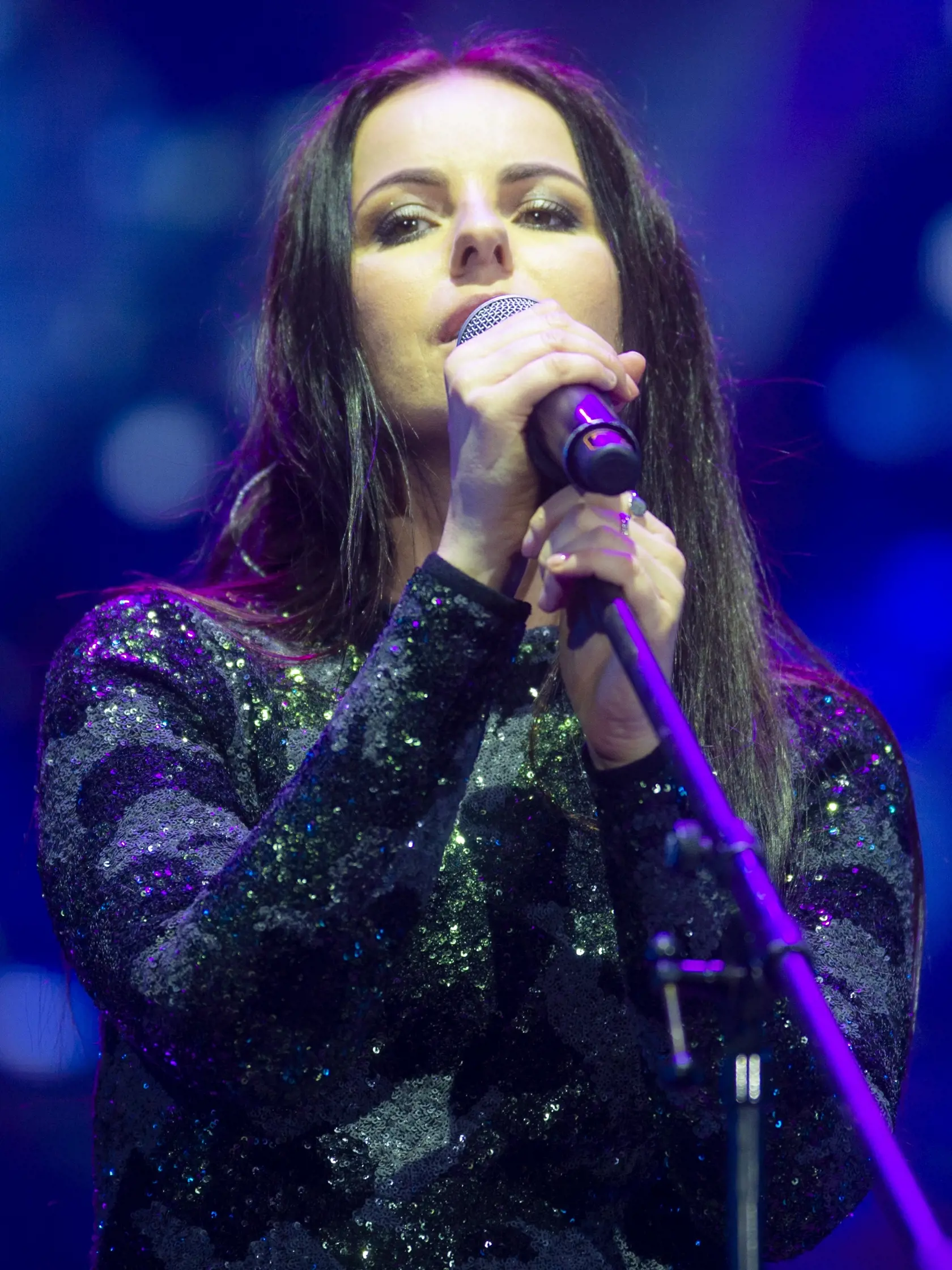 Na snímke speváčka Katarína Knechtová počas koncertu Miro Žbirka – 40 rokov na scéne na Zimnom štadióne Ondreja Napelu v Bratislave 5. decembra 2019. FOTO TARS - Jakub Kotian