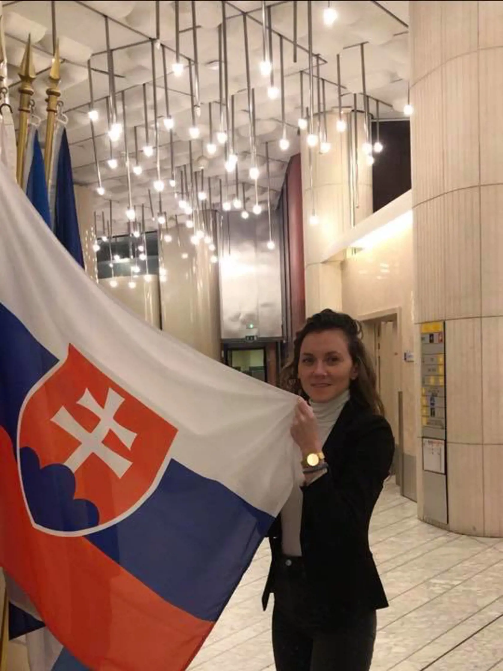 Gabriela žije v Bruseli a ako sama tvrdí, práve Slováci žijúci v zahraničí musia zachraňovať mienku o Slovensku.
