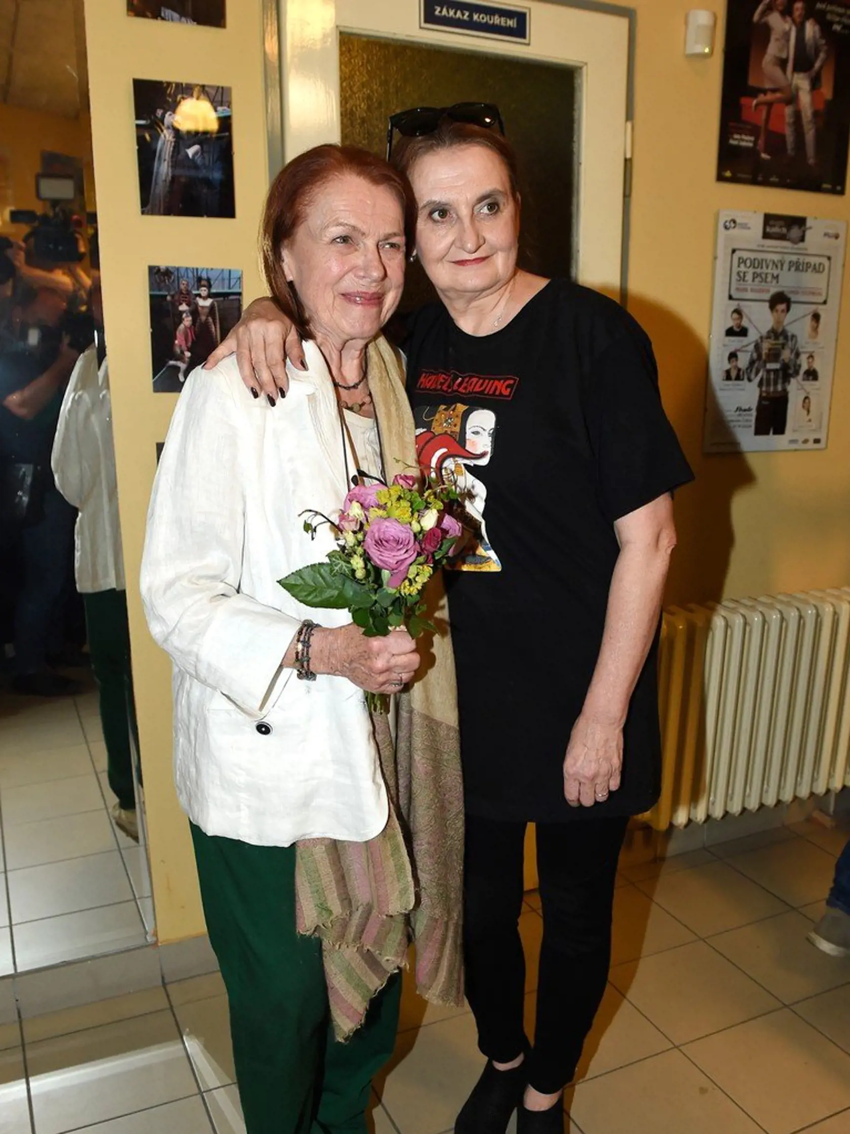 Iva Janžurová, Eva Holubová