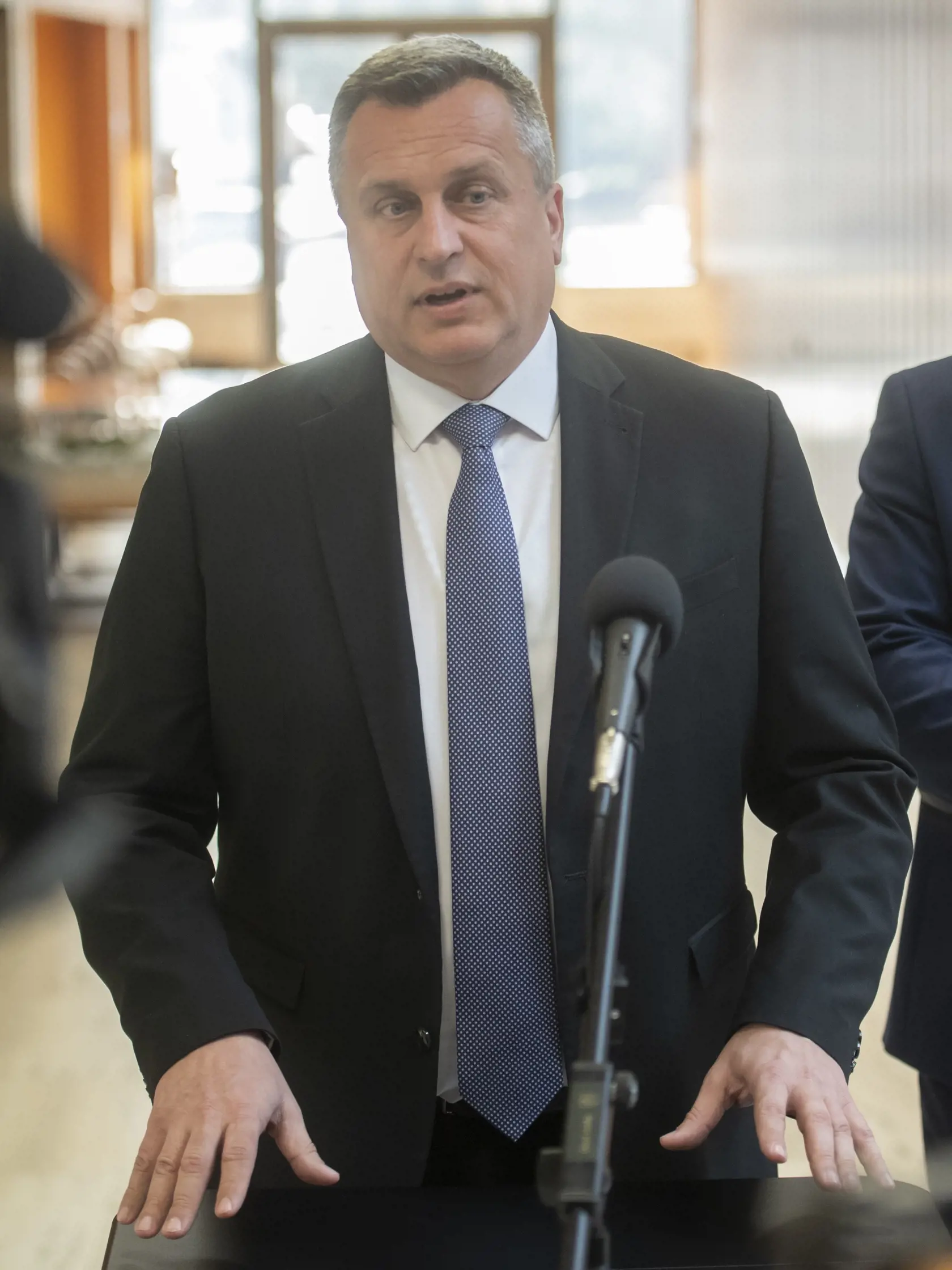 Na snímke podpredseda NR SR Andrej Danko (SNS) počas vyhlásenia po skončení 19. rokovania vlády SR v pondelok 26. februára 2024 v Bratislave.