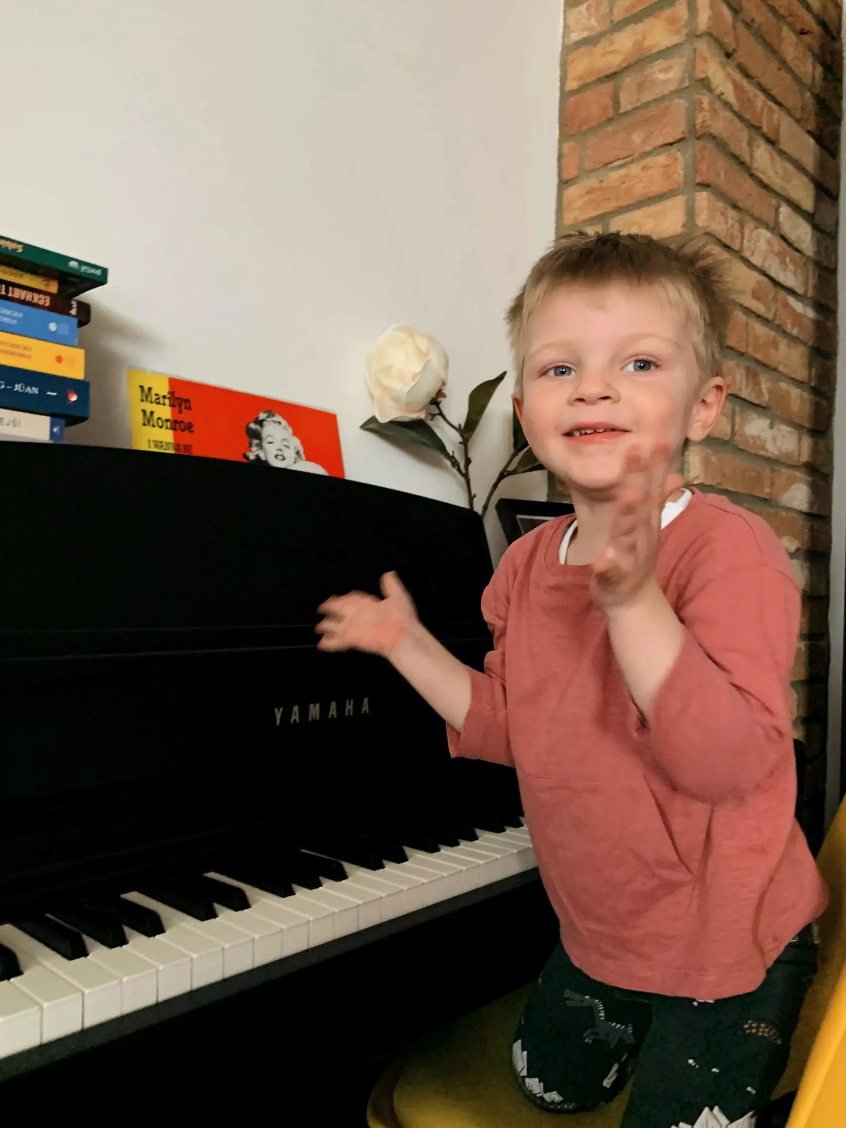 GÉNY NEZAPRIE Malý Gabriel zdedil po rodičoch vzťah k hudbe,  po otcovi je temperamentný a po matke tvrdohlavý.