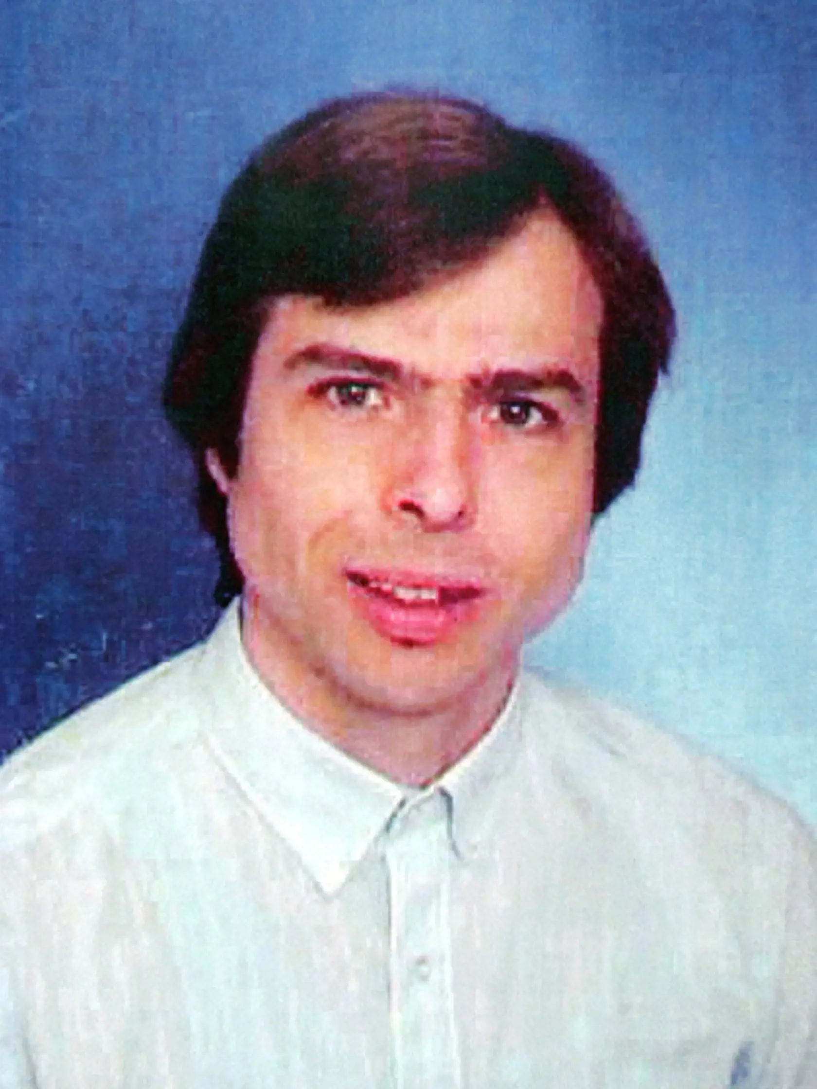 Natascha sa narodila 17. februára 1988 vo Viedni. V detstve mala ťažký vzťah s matkou a stýkala sa s rôznymi problémami, vrátane anorexie. Dňa 2. marca 1998 bola na ceste do školy, keď ju uniesol Wolfgang Přiklopil. Ten ju následne zavrel do pivnice svojho domu v mestečku Strasshof, kde ju držal väznenú po dobu osem rokov.