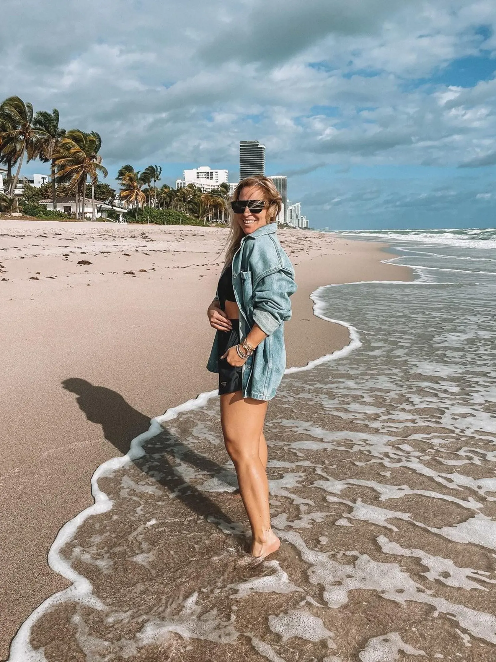 Aj pod touto snímkou si Dominika našla komentár, že Pamela Anderson z Baywatchu sa môže schovať.