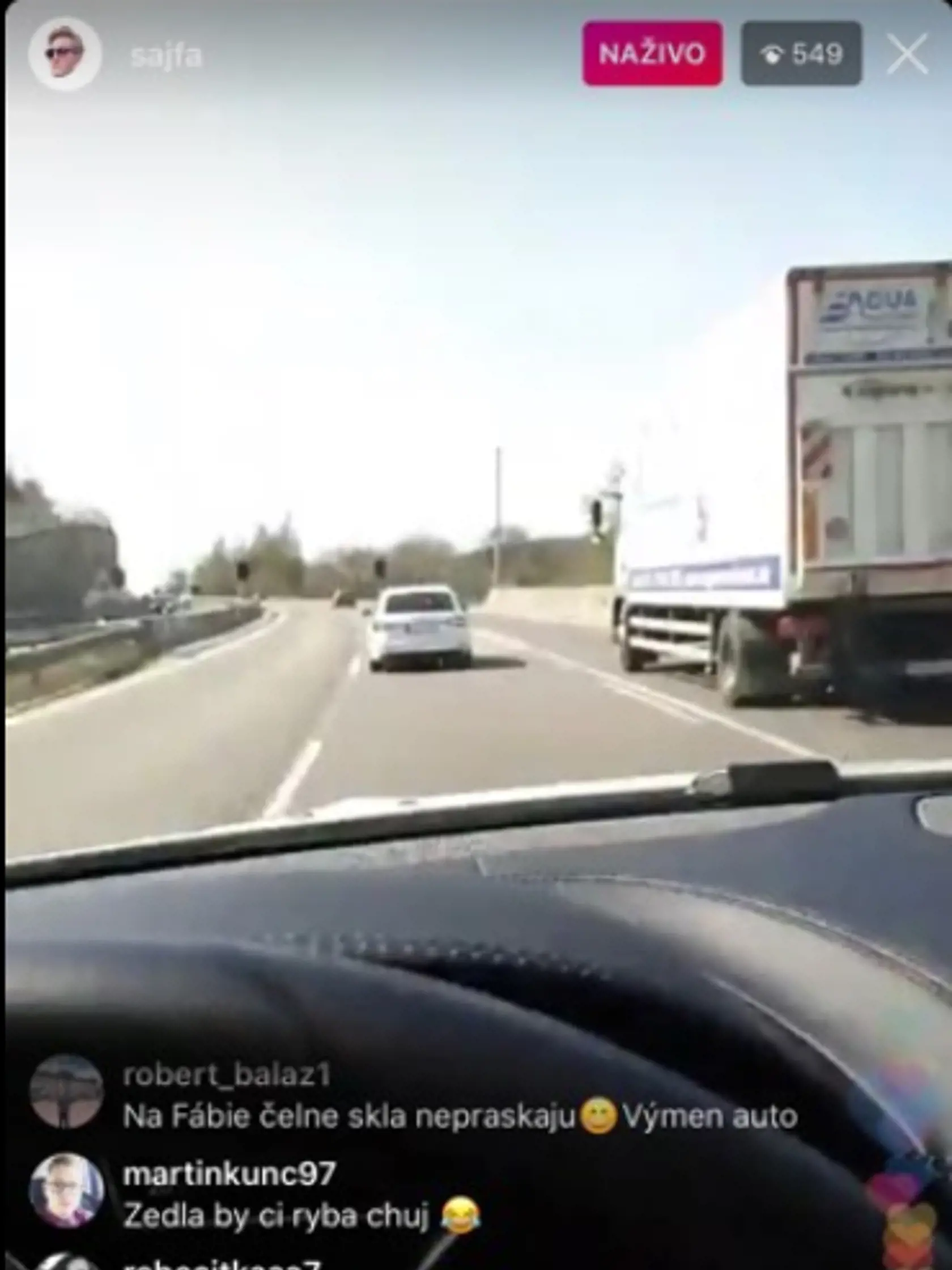 Sajfu chytili policajti.