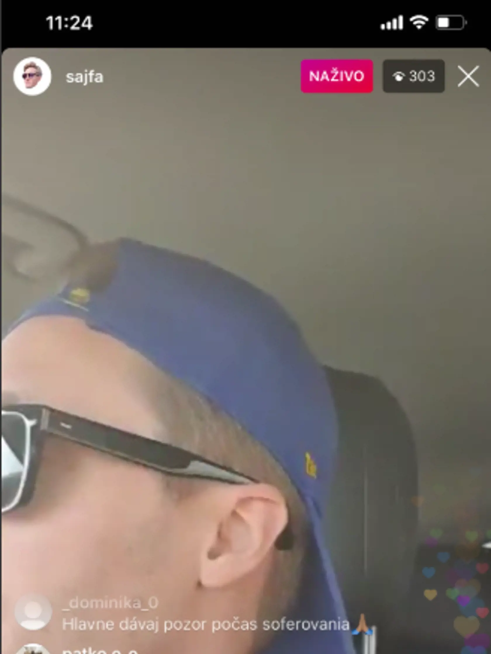 Sajfu chytili policajti za stream za volantom.
