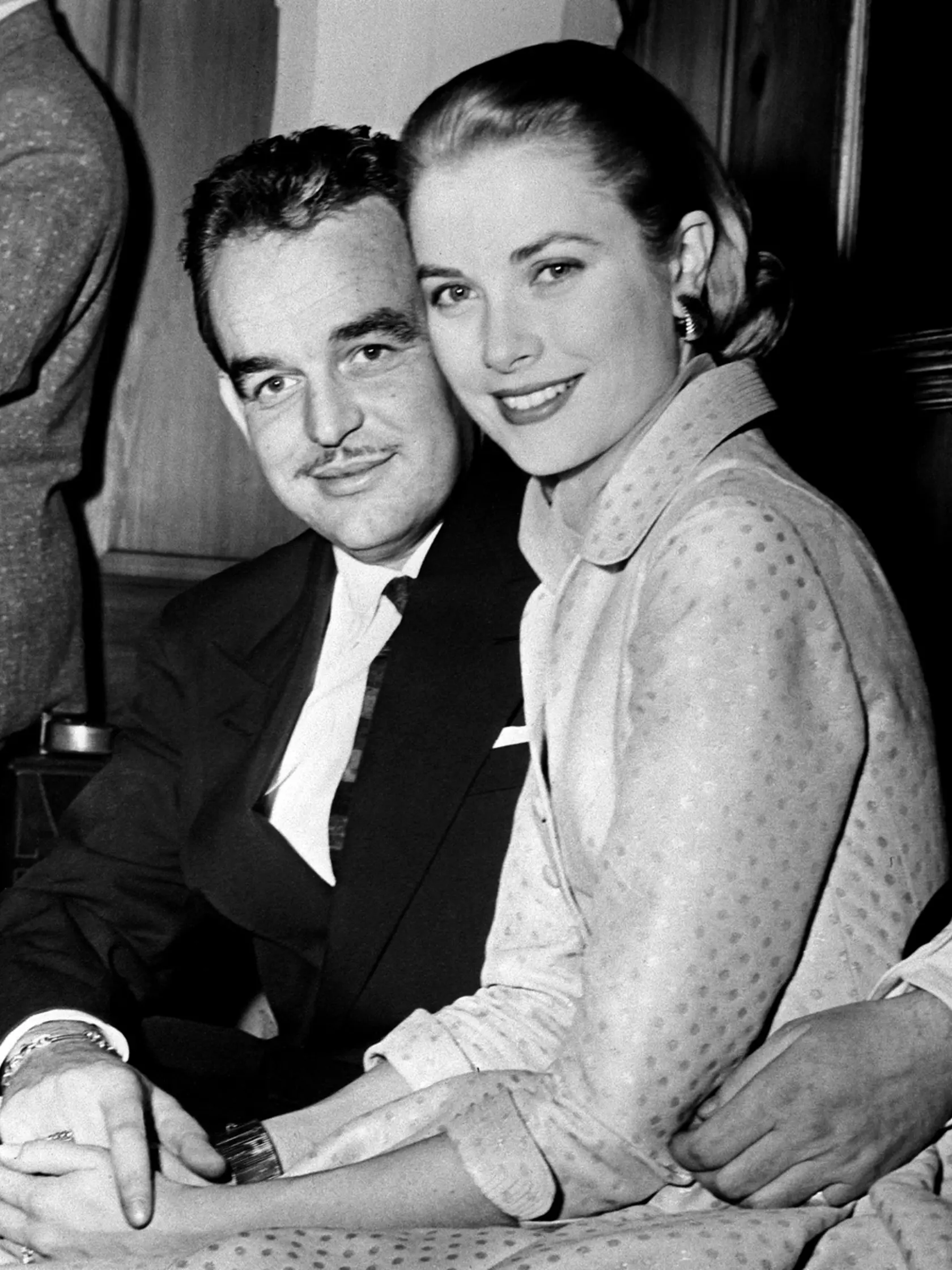 Grace Kelly a knieža Rainier boli Louisovi starí rodičia.