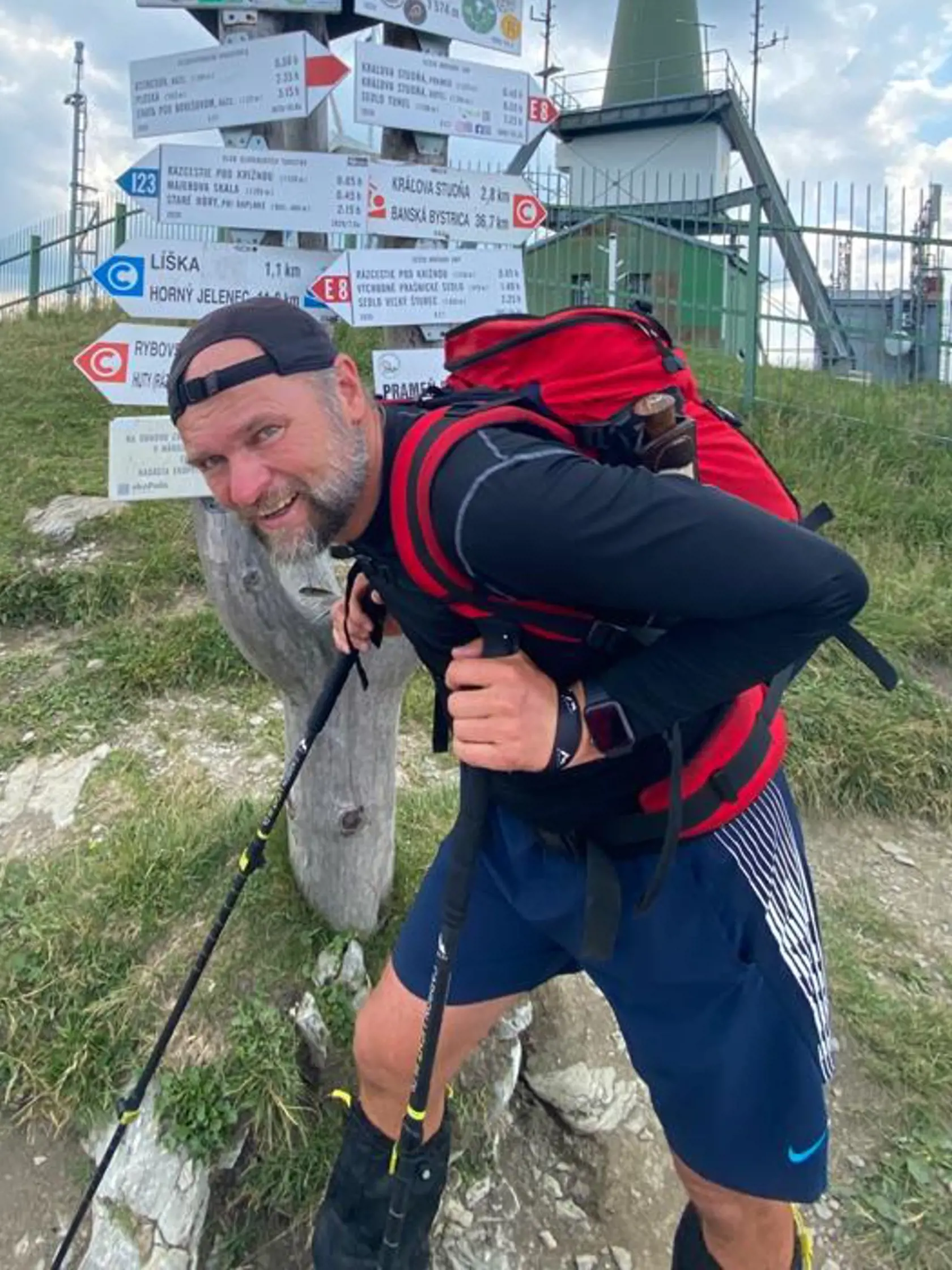 Šéf liberálov tento rok strávil dovolenku v túre po slovenským horám. 