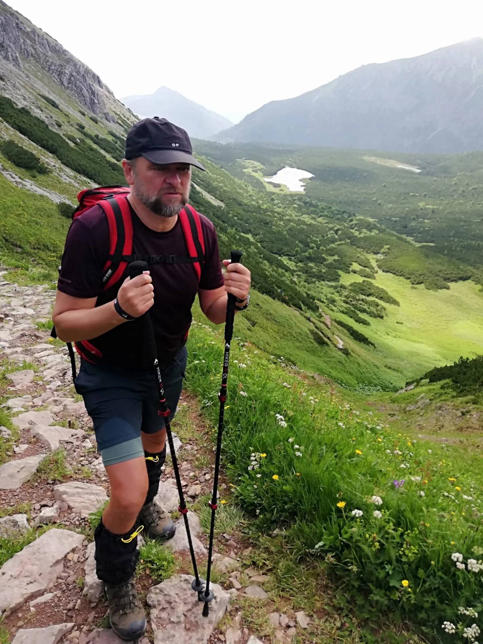 Šéf liberálov tento rok strávil dovolenku v túre po slovenským horám. 