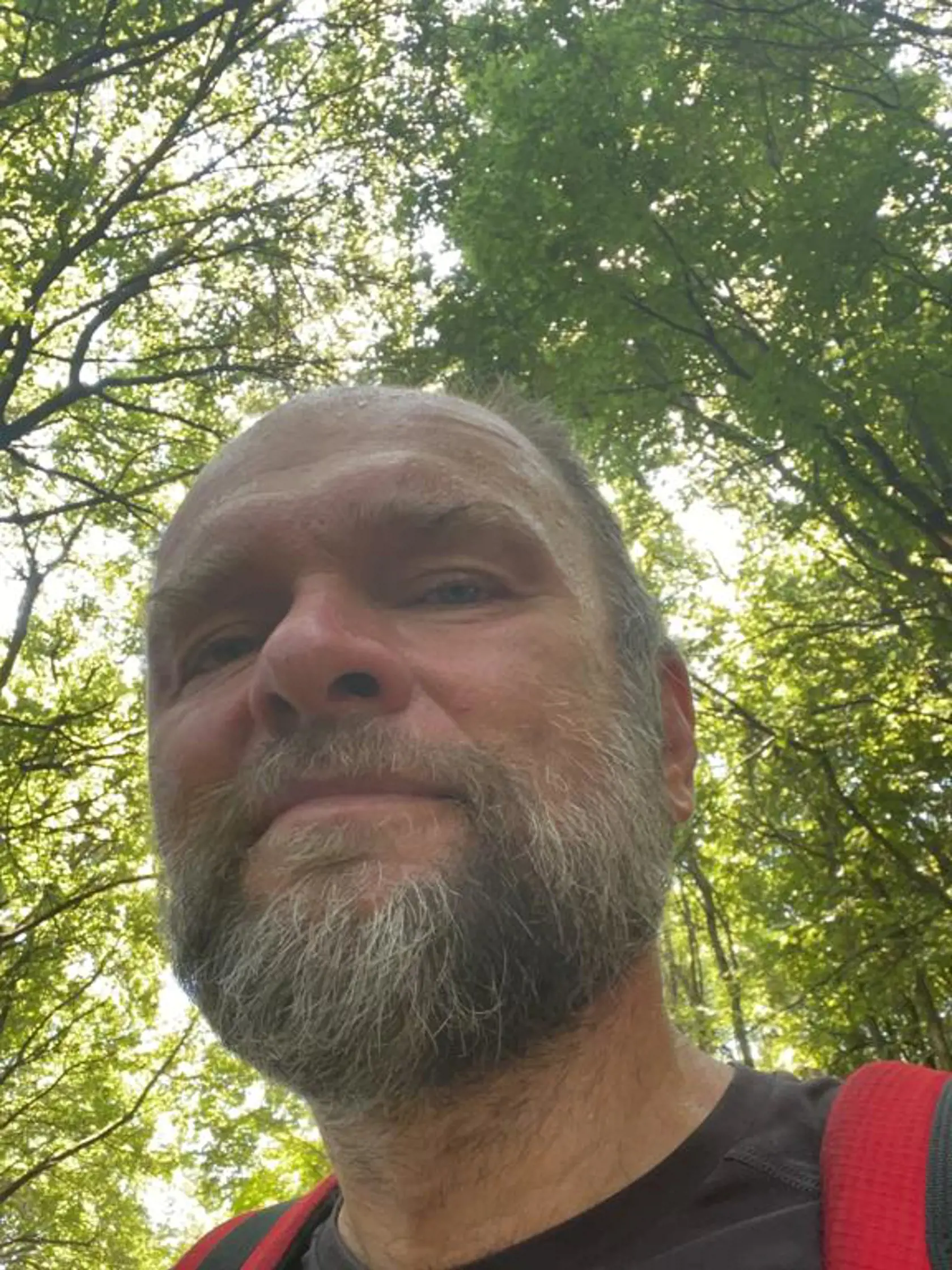 Minister hospodárstva Richard Sulík sa už zbavil brady, ale priznáva sa, že sa neholil takmer mesiac a pol.
