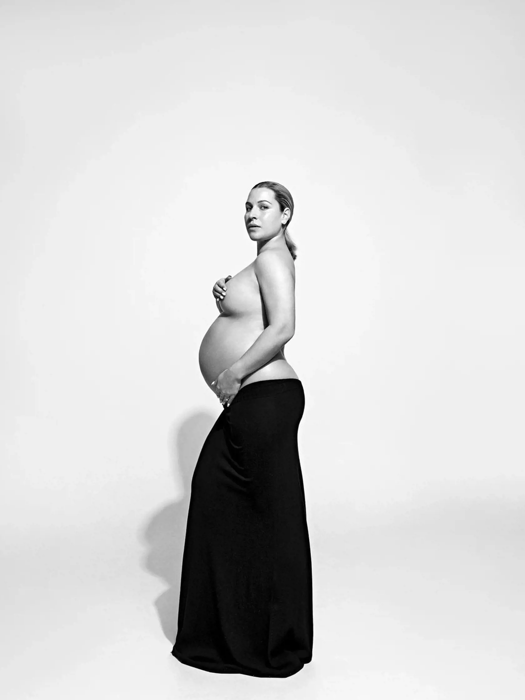 Keď Dominika čakala Jakubka, vyvolala rozruch fotkami. Mnohé ženy sa do nej pustili, že tehotná by sa takto pretŕčať nemala.