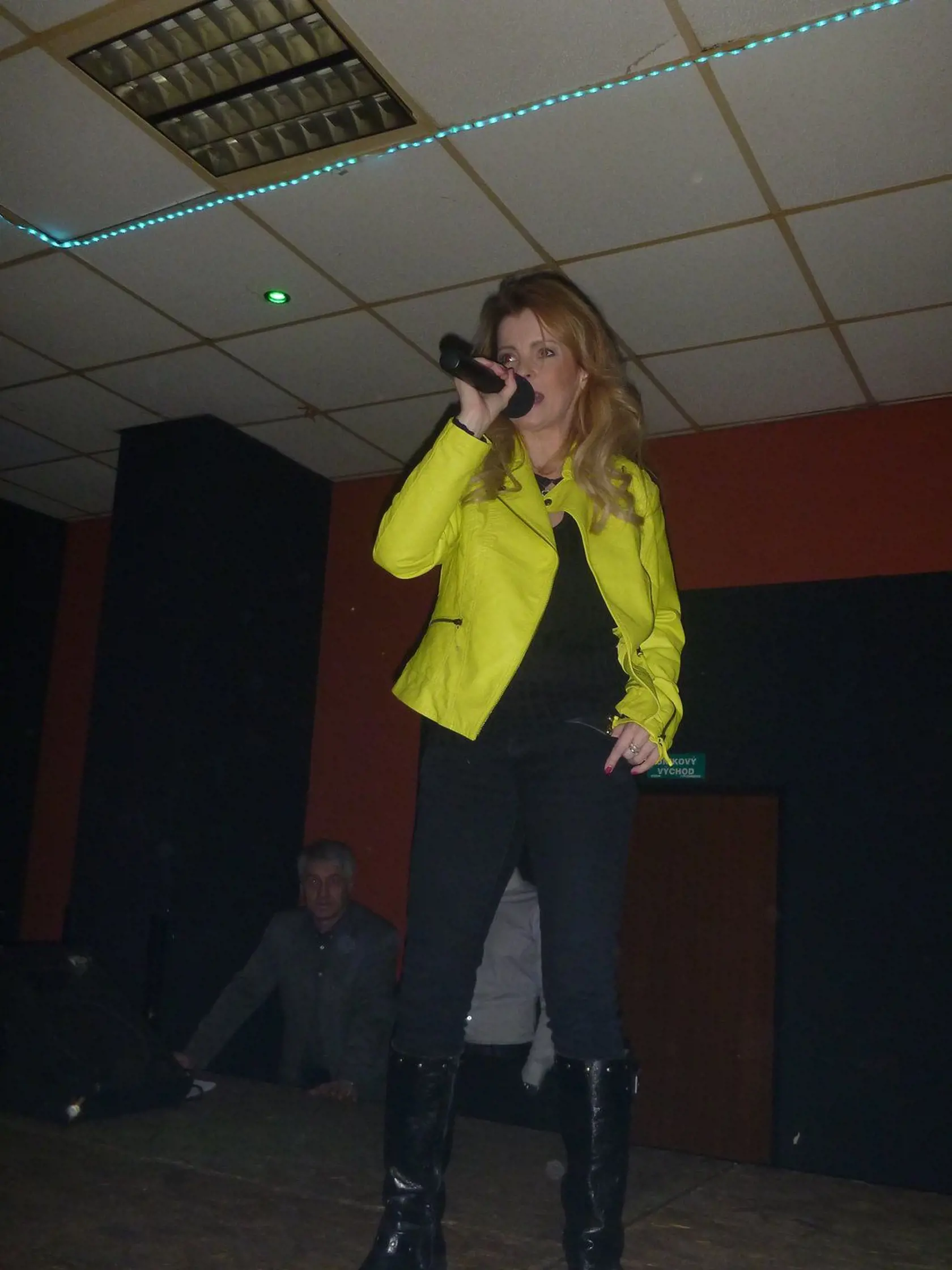 Iveta Bartošová sklamala aj tú hŕstku, ktorá ešte
