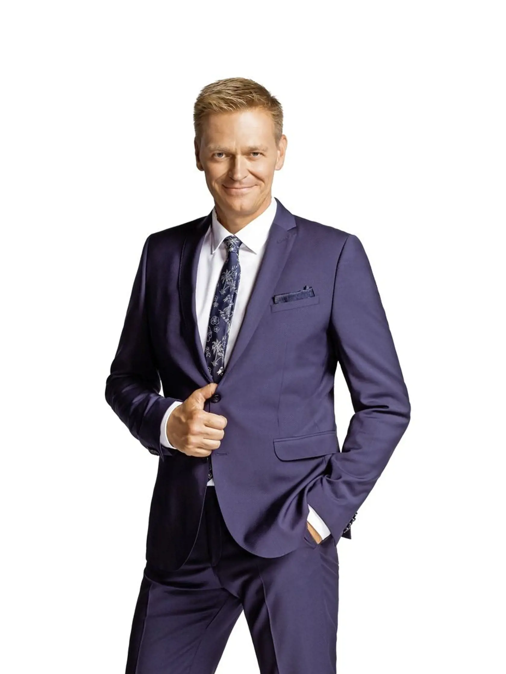 Ponuku moderovať reláciu Tvoja tvár znie povedome nevzal okamžite. Nechal si tri dni na rozmyslenie.