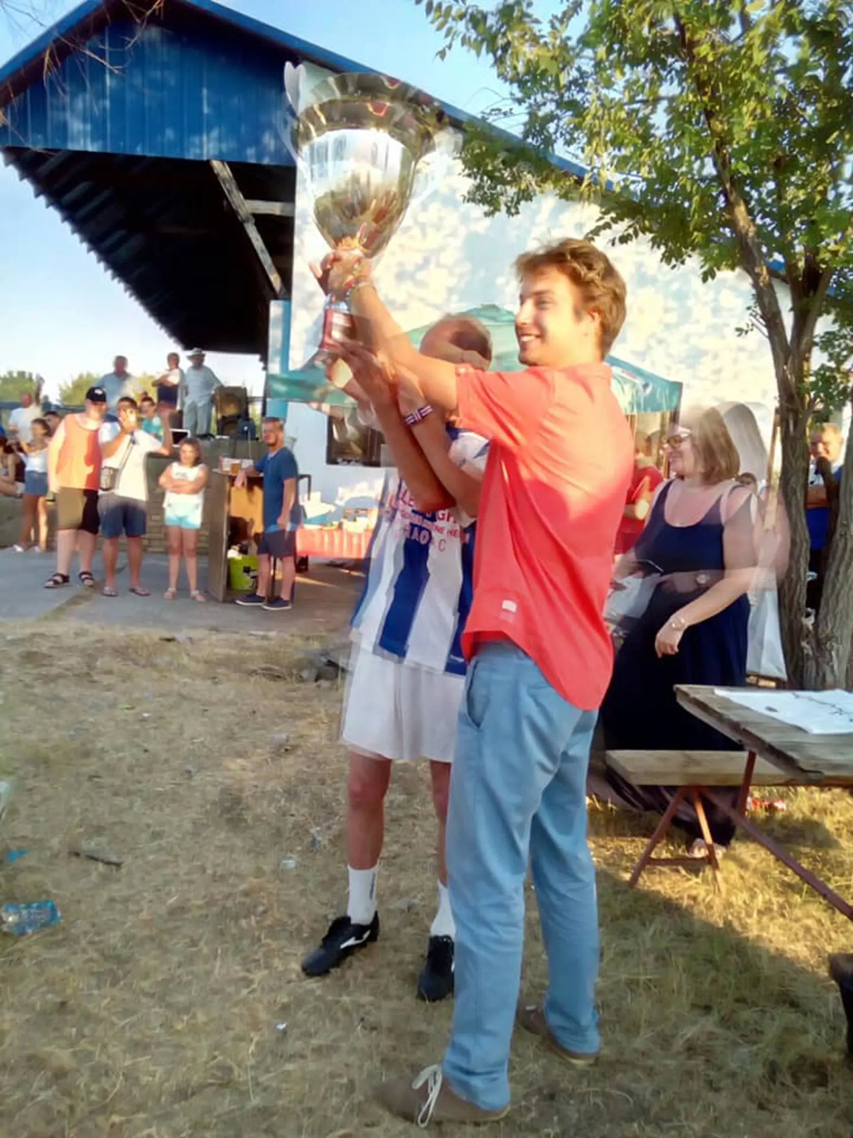 Slovenský diplomat Martin Hrušík sa utopil pri utorkovom splave rieky Una na hraniciach Bosny a Hercegoviny s Chorvátskom v oblasti vodopádov Štrbački Buk.