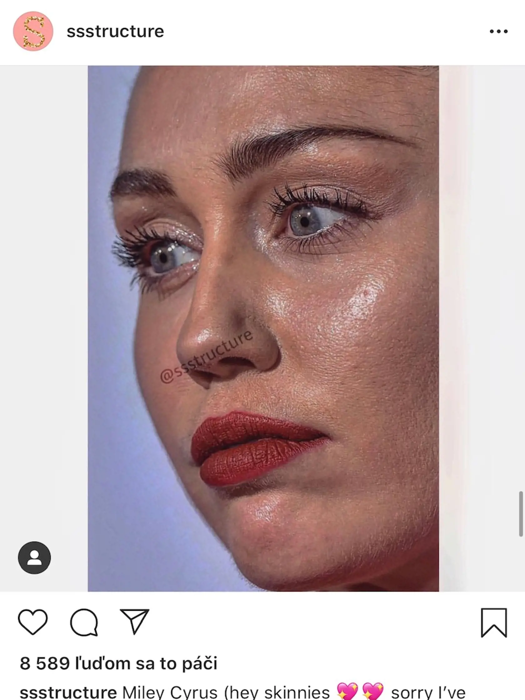 A opäť speváčka Miley Cyrus.