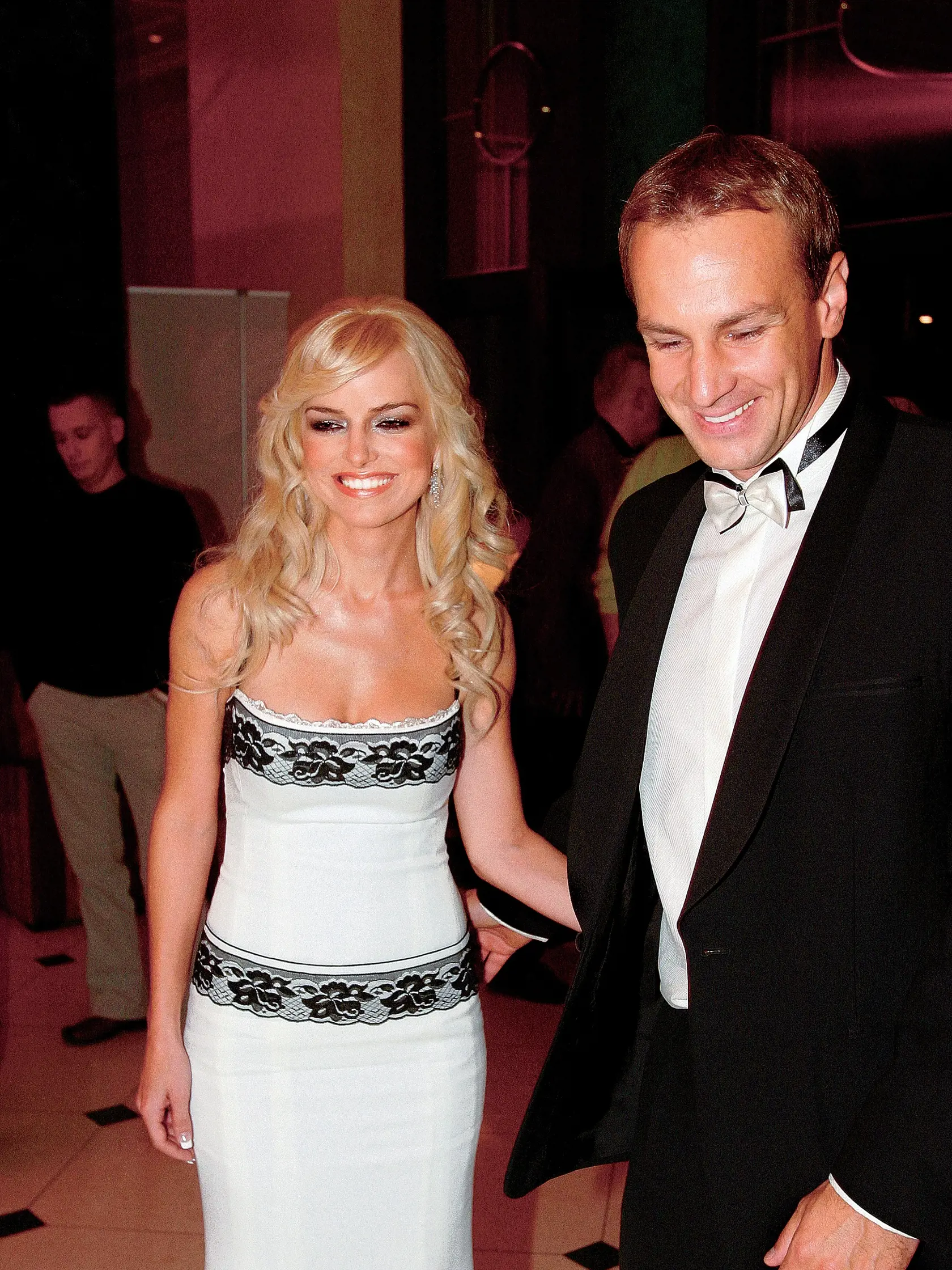 Patrik Švajda a Zlatica Puškárová, pár
foto: Ladislav Prikler
uverejnené: Šarm č.27/2007
pôvodný súbor:svajda prikler.eps