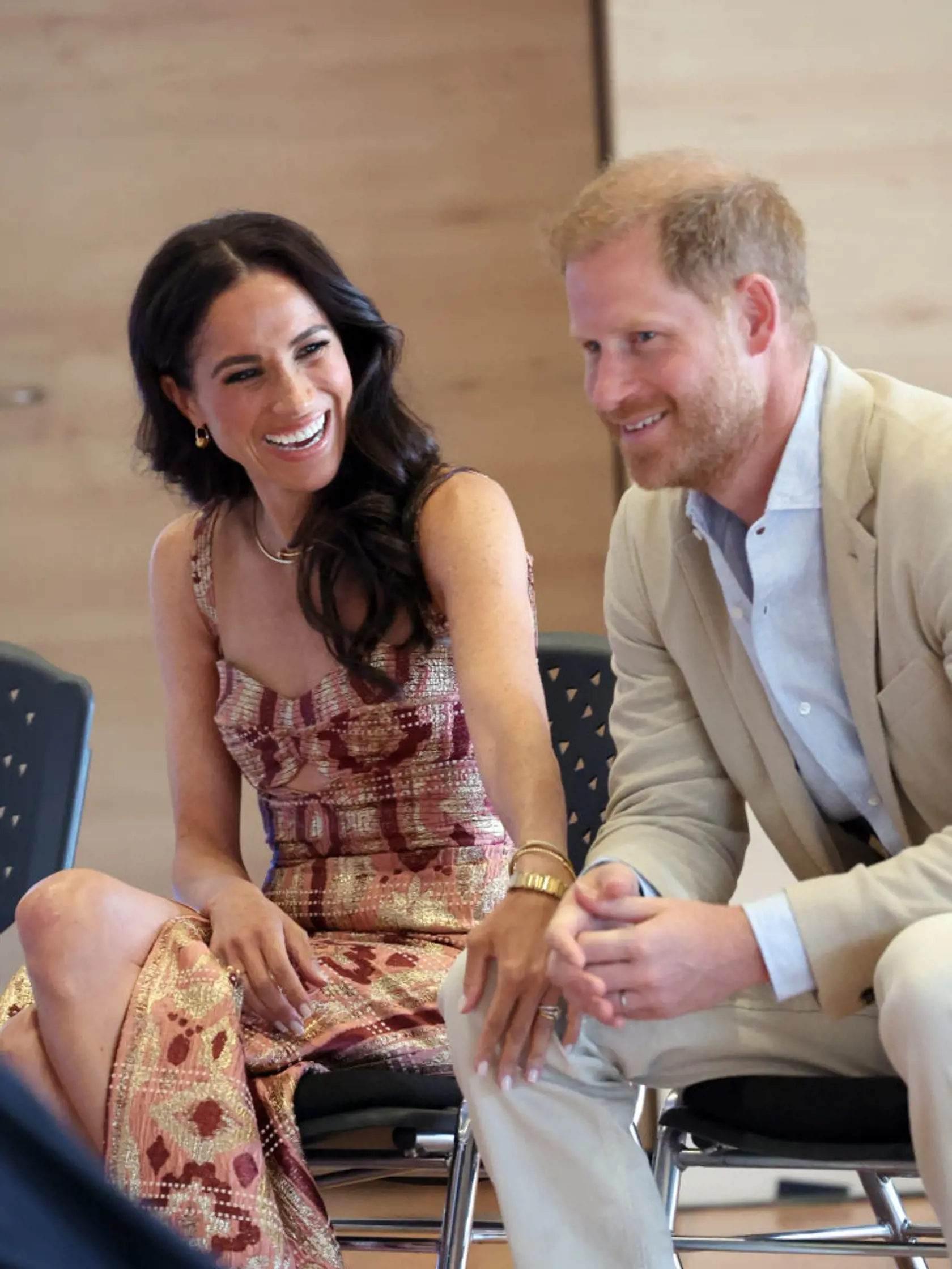 Meghan pôsobí na verejnosti milo, no zamestnanci na ňu nemajú pekného slova.