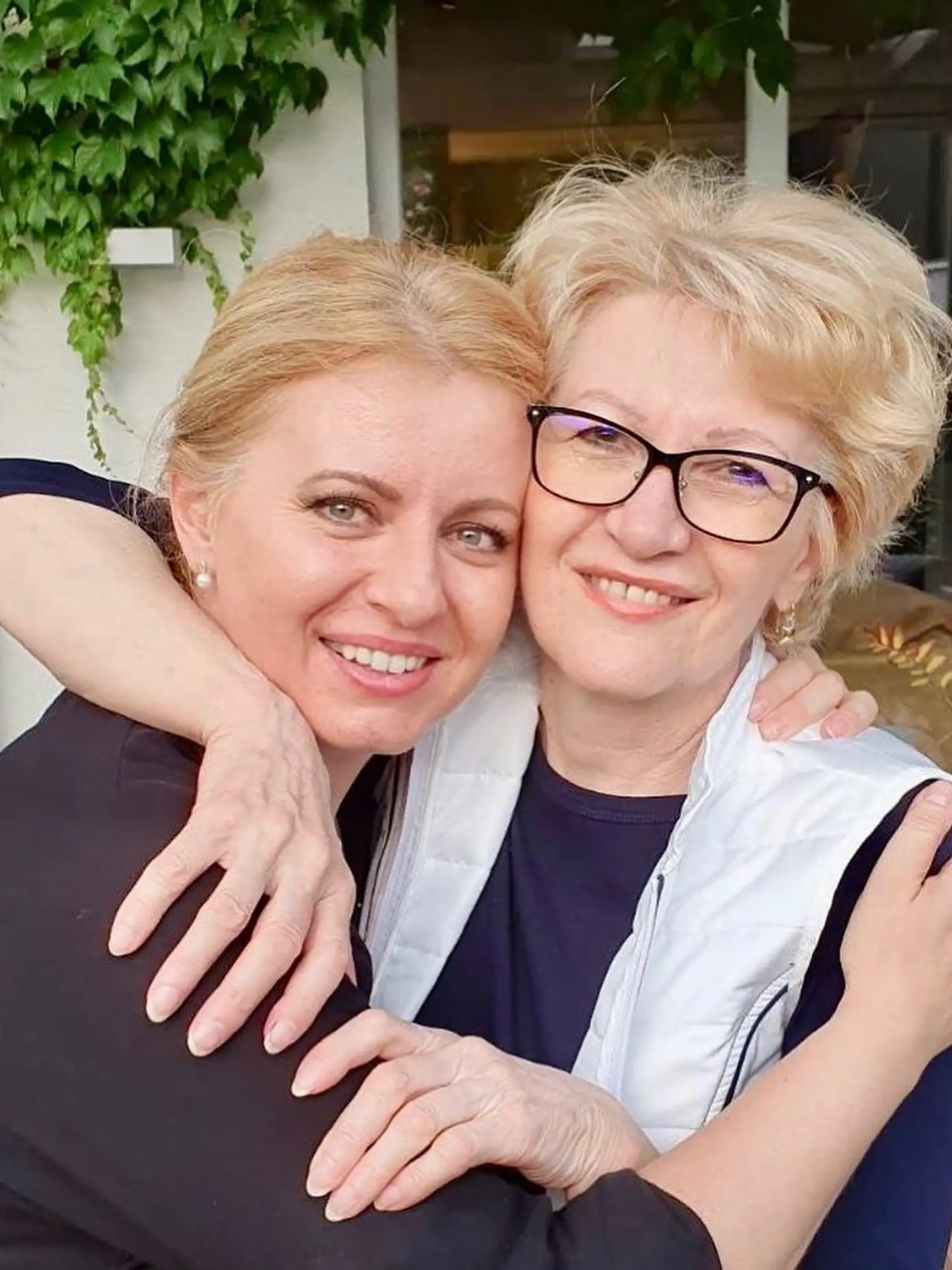 Prezidentka SR Zuzana Čaputová s milovanou maminou.