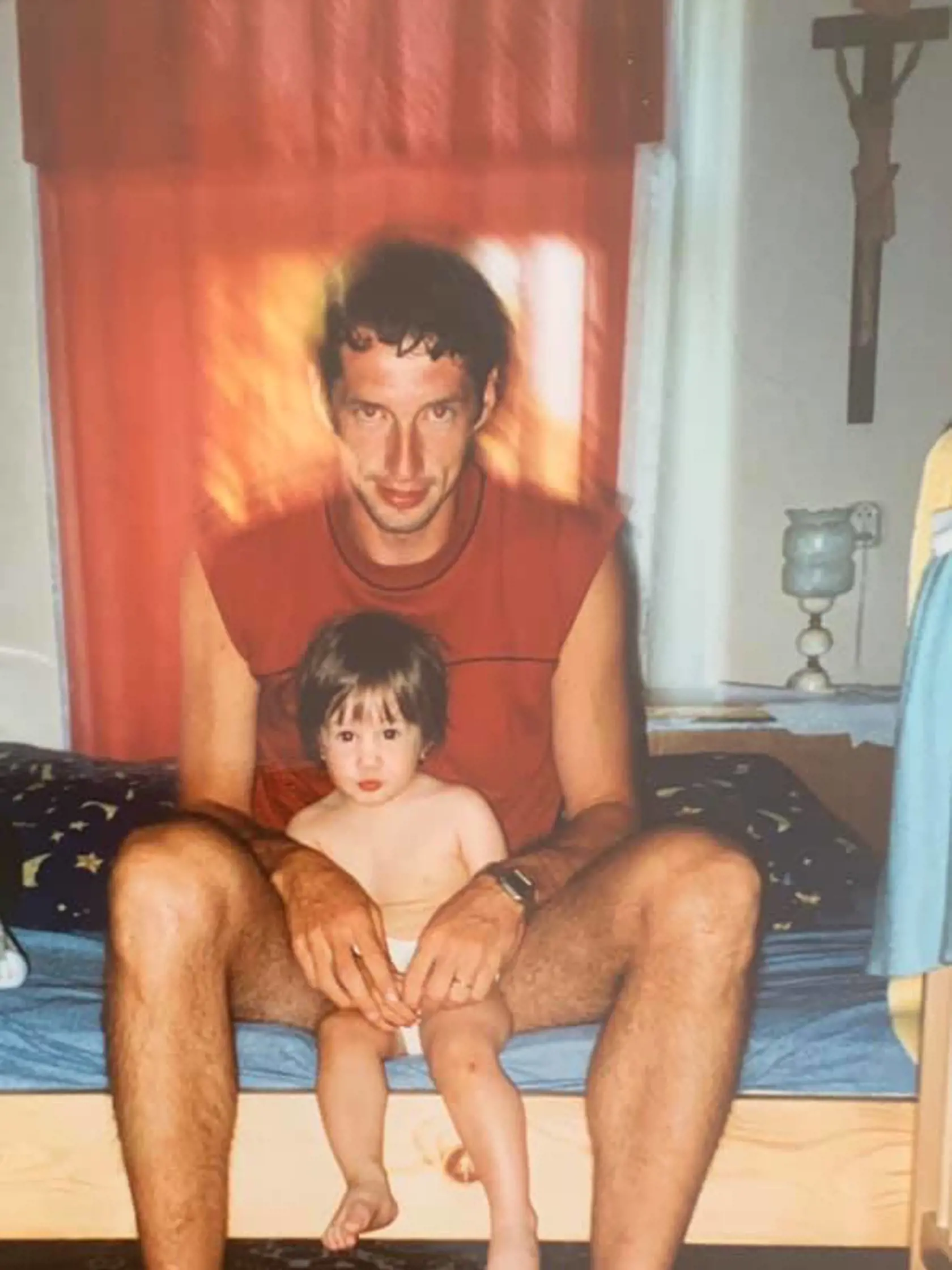 Dojímavá fotka s jeho dnes už dospelou dcérou Rút (18).