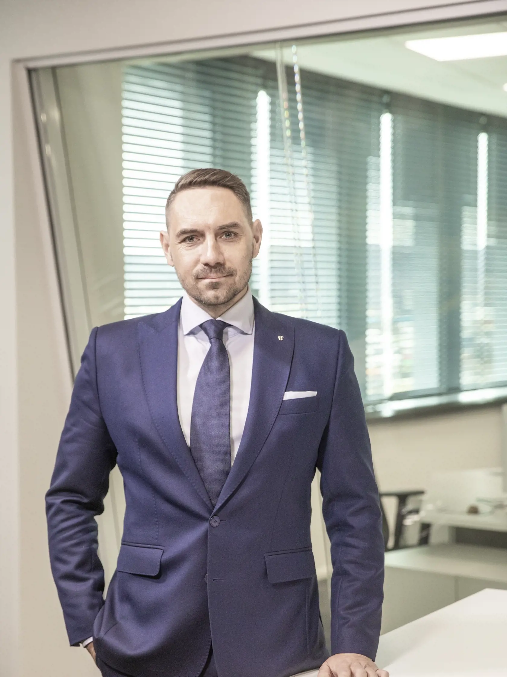 Na snímke  diskusná relácia "Karty na stôl", ktorej hosťom bol podpredseda strany Aliancia - Szovetség György Gyimesi.