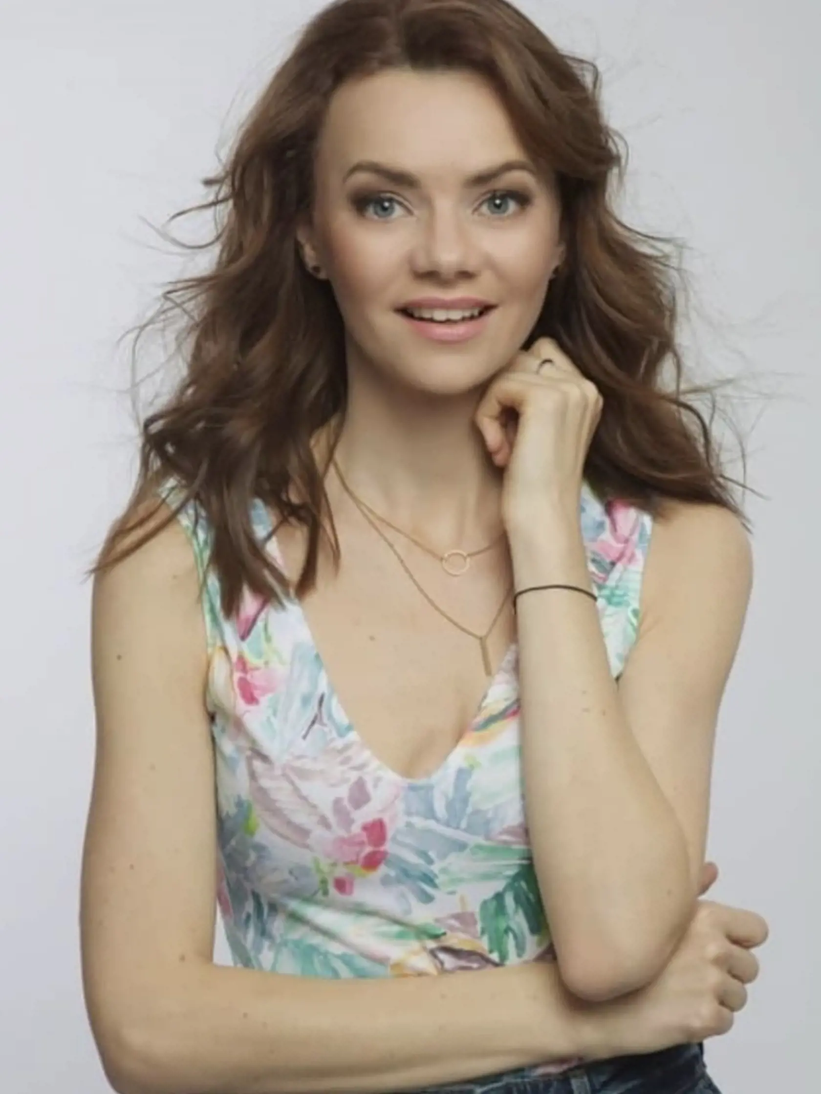 Herečka Anna Nováková je tehotná.
