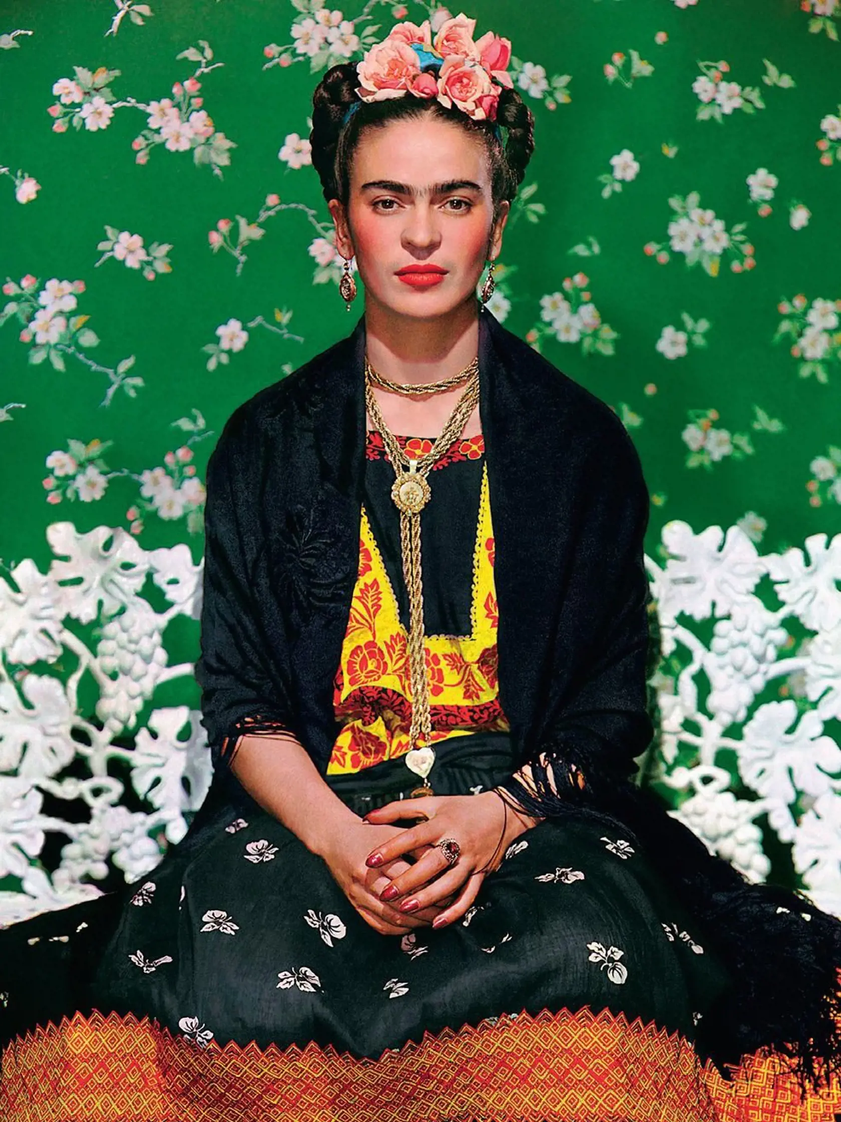 Frida sa vedela krásne obliecť, vyšperkovať,