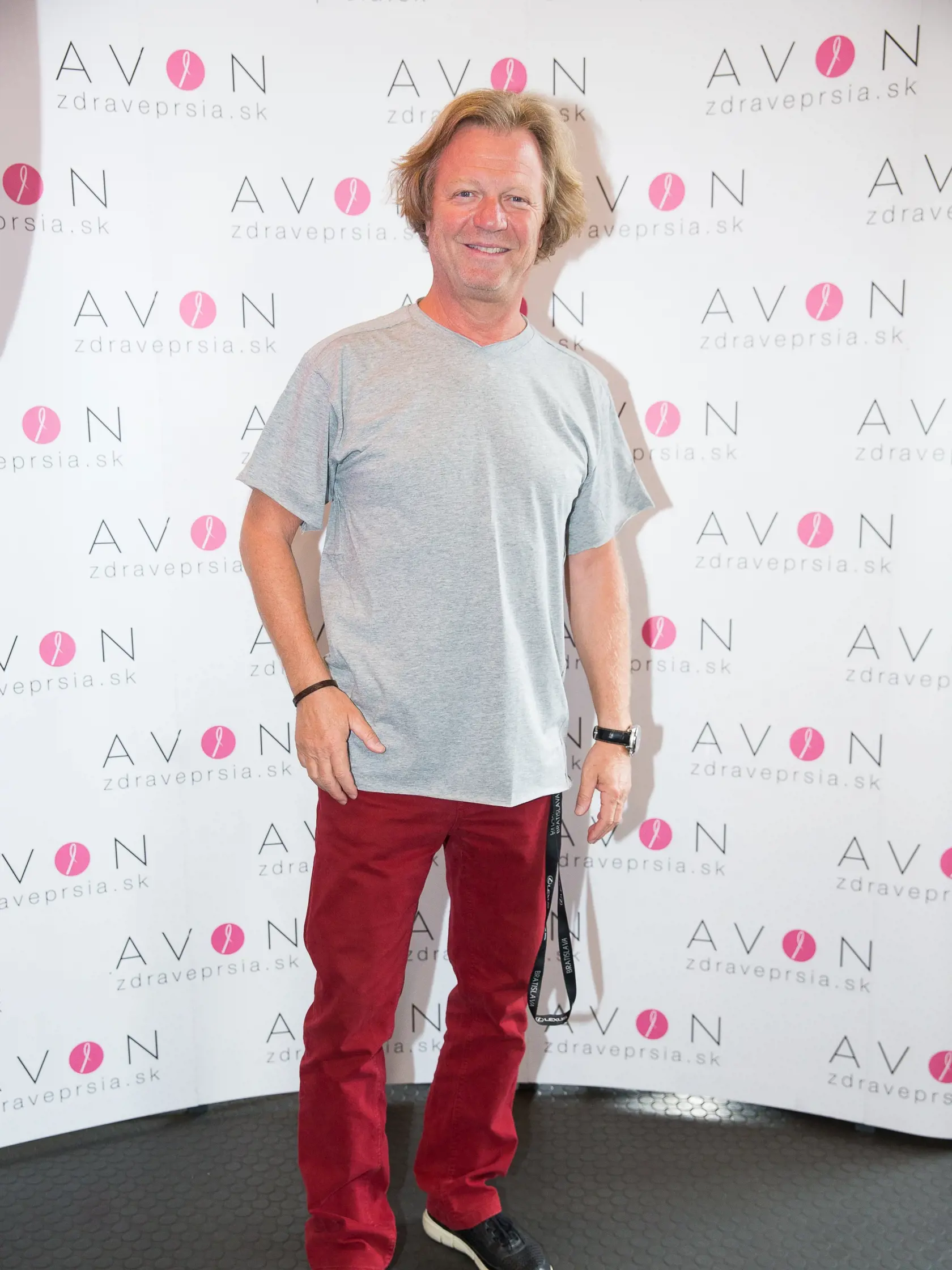 Tlačovka spoločnosti AVON k pripravovanému AVON pochodu na podporu liečby rakoviny prsníka usporiadaná v Bratislave. Na snímke Maroš Kramár.