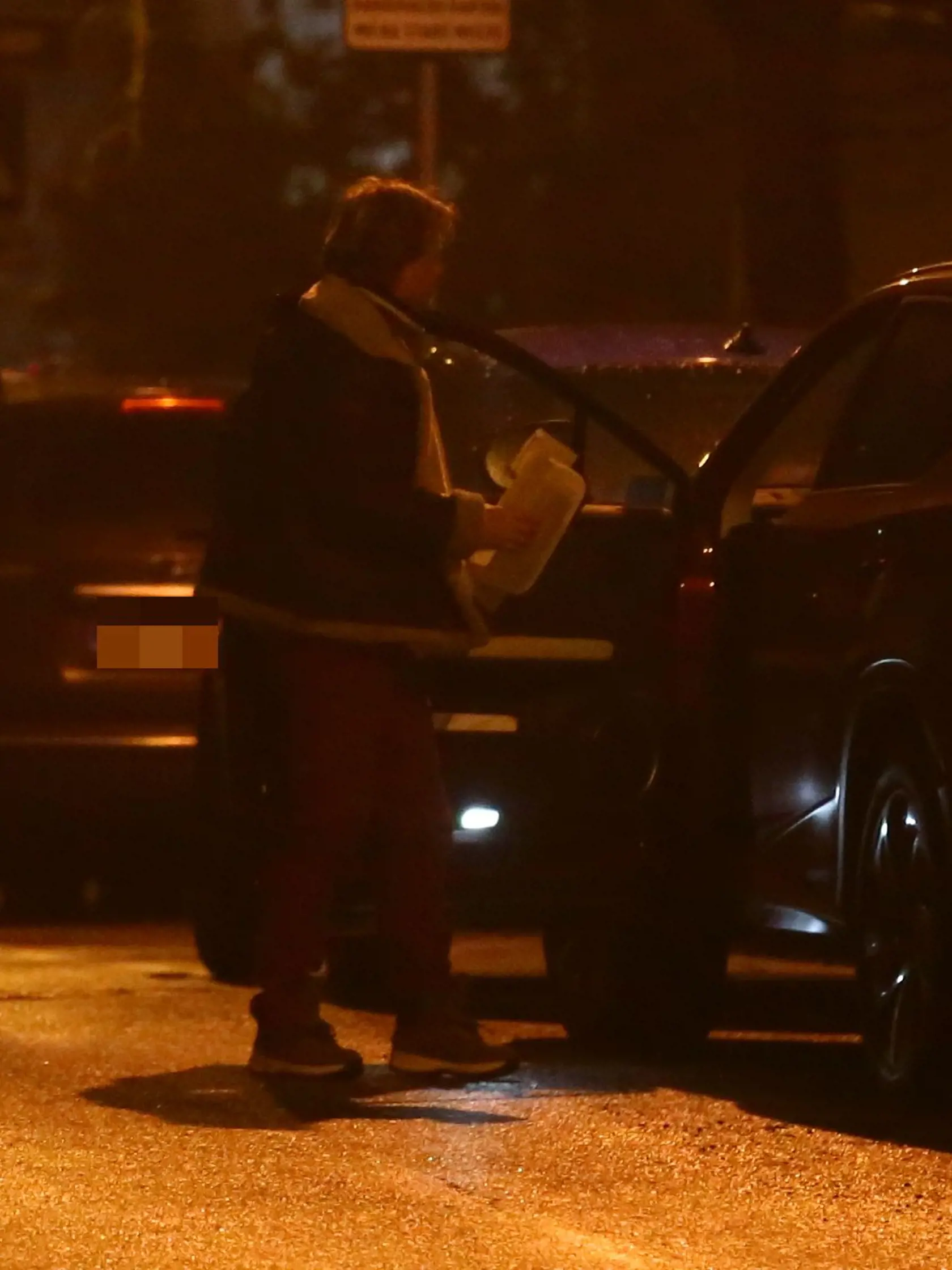 STARÉ MESTO 23.1. 2018, 17:22 h : Herec sa s manželkou  a deťmi už vrátil domov z exotiky.
