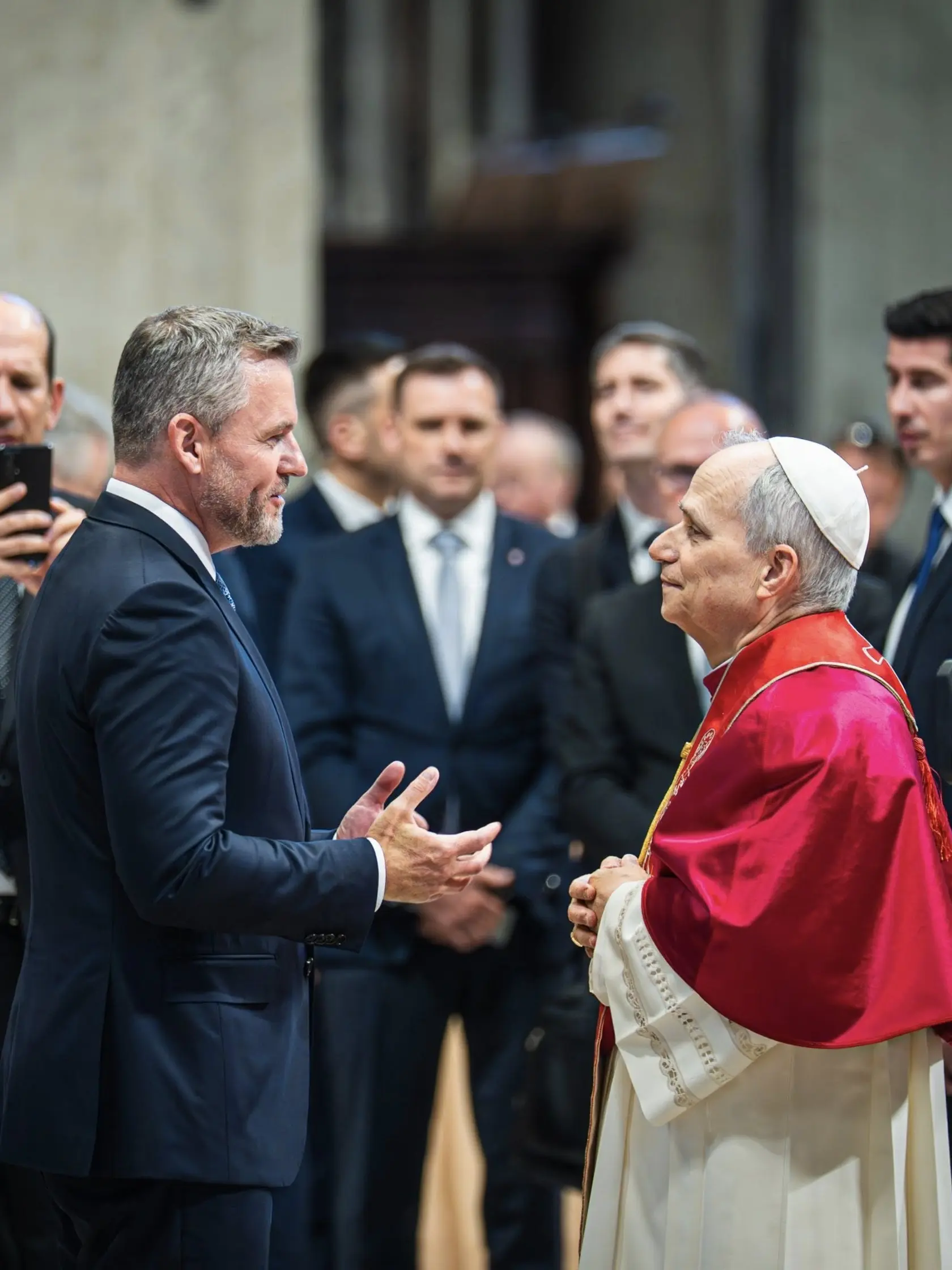 Prezident SR Peter Pellegrini sa v nedeľu 18. 5. 2025 zúčastnil na inauguračnej omši pápeža Leva XIV. na Námestí svätého Petra vo Vatikáne.