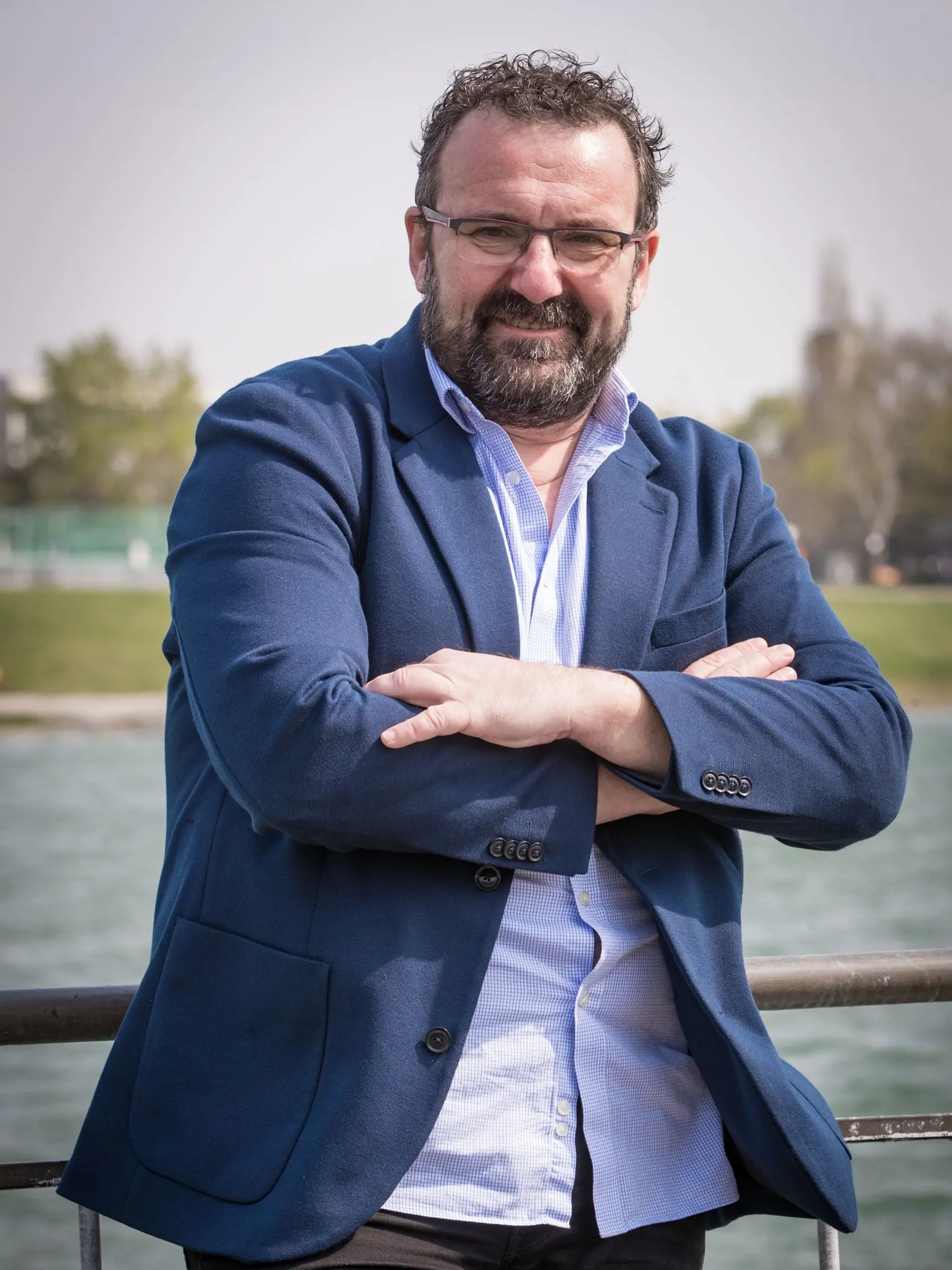 Rozhovor pre týždenník Plus 7 dní s partnerom budúcej slovenskej prezidentky Zuzany Čaputovej, Petrom Konečným.