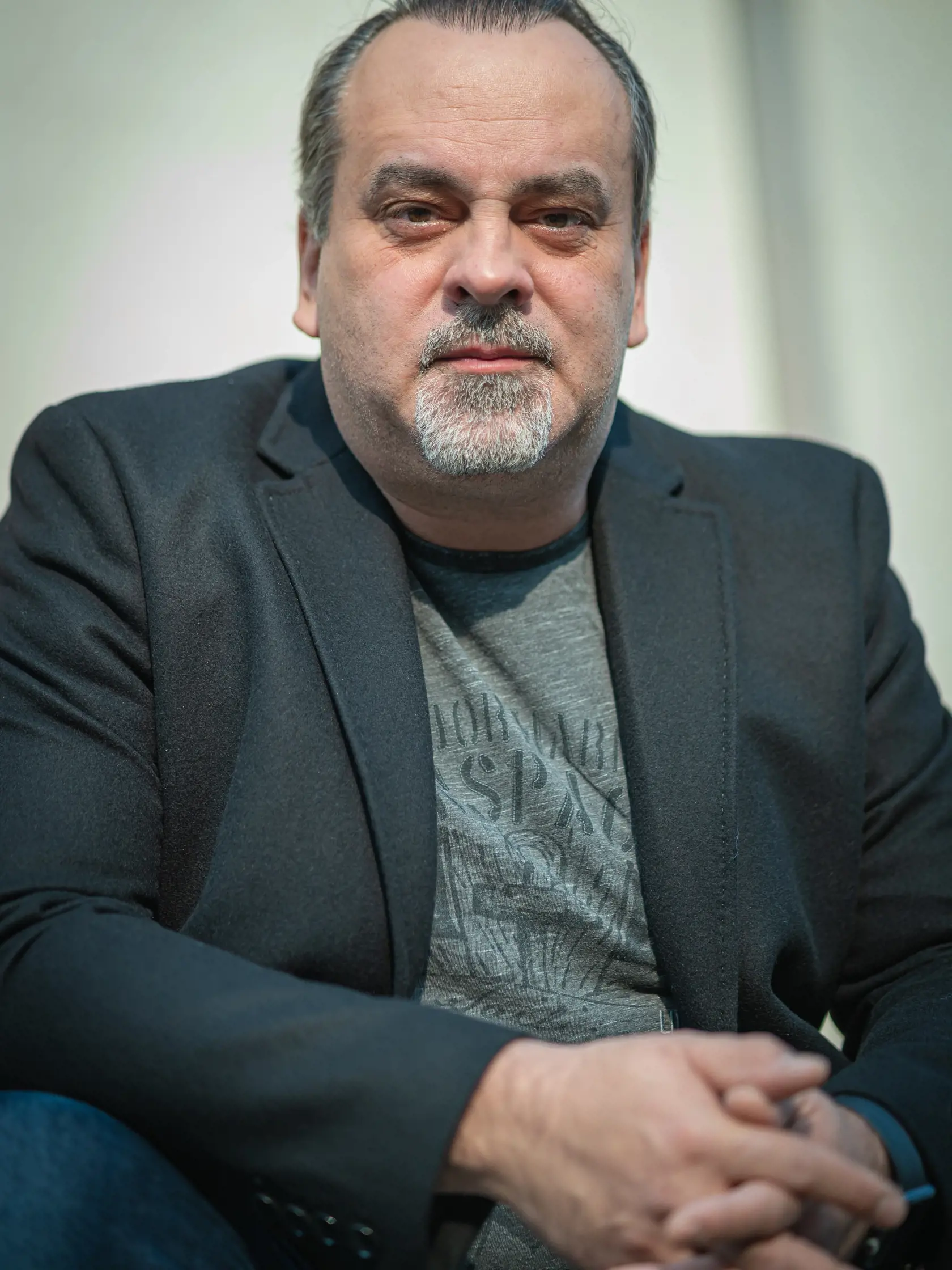 Herec Sväťo Malachovský pribral. Vidieť to aj v seriáli Uhorčík.
