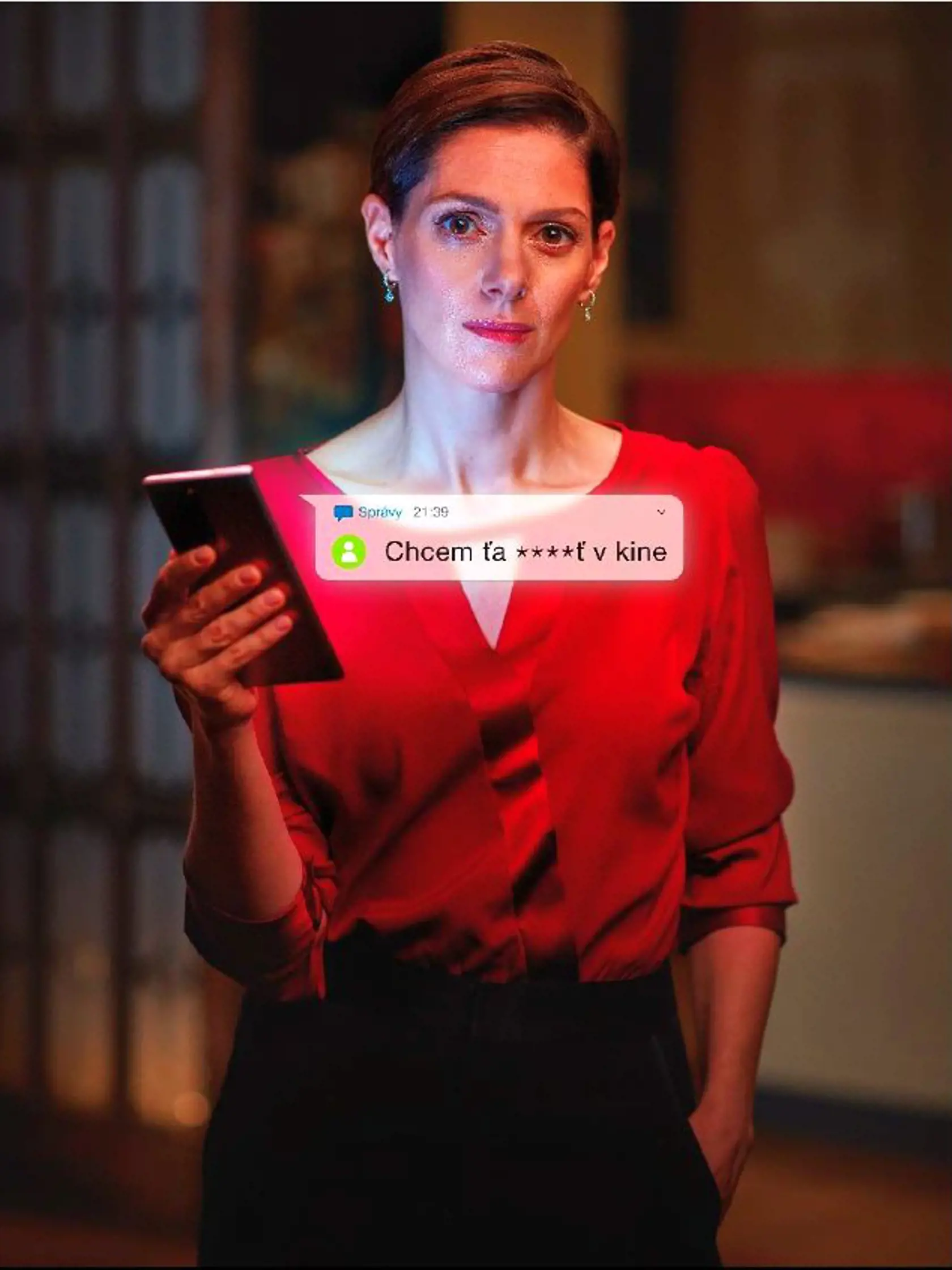 Klára Issová ako Eva