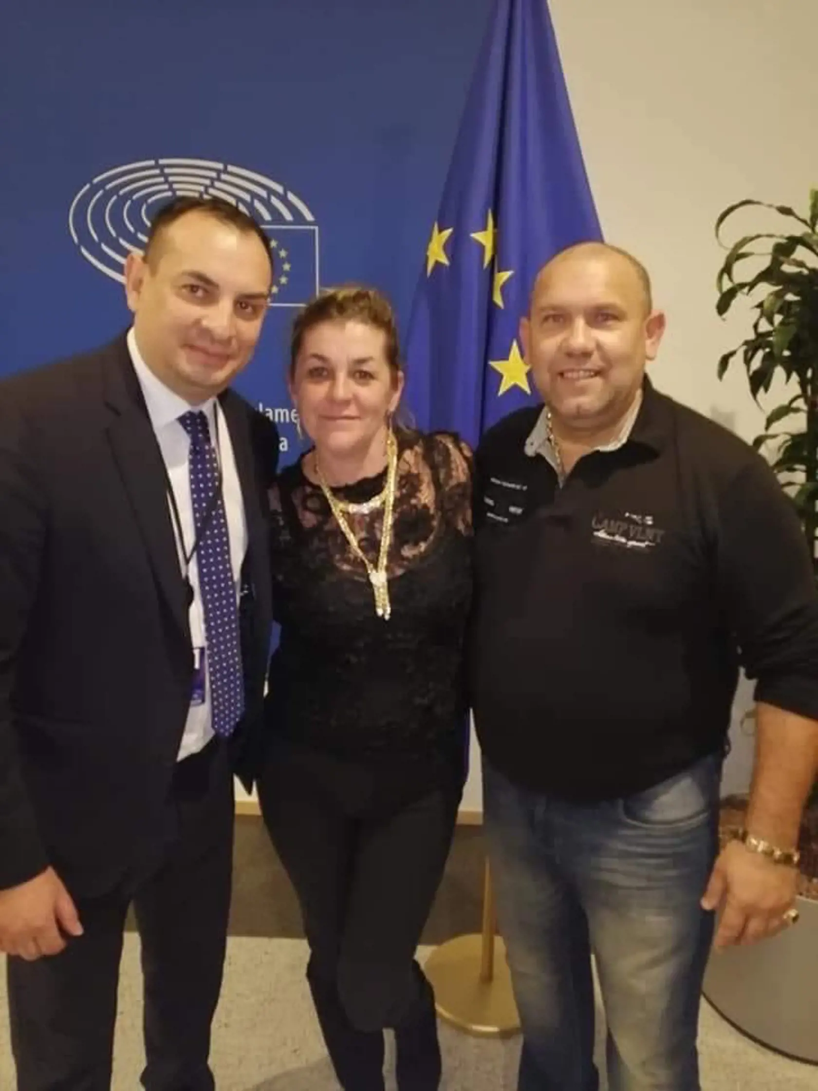 Filkovci v europoslancom Petrom Pollákom.