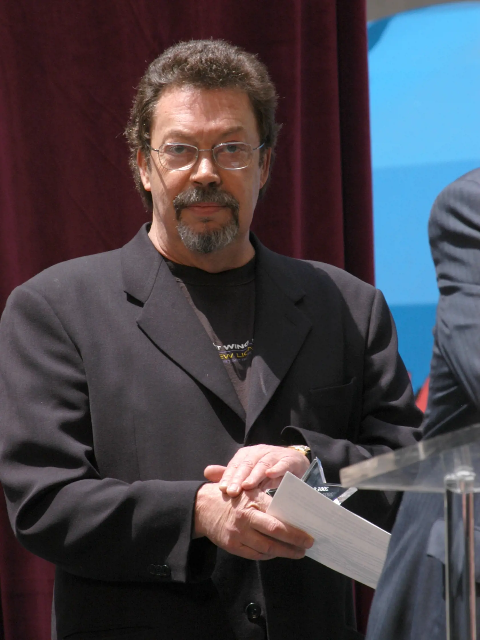 Počas svojej divadelnej a filmovej kariéry si herec Tim Curry získal širokú základňu fanúšikov po celom svete.
