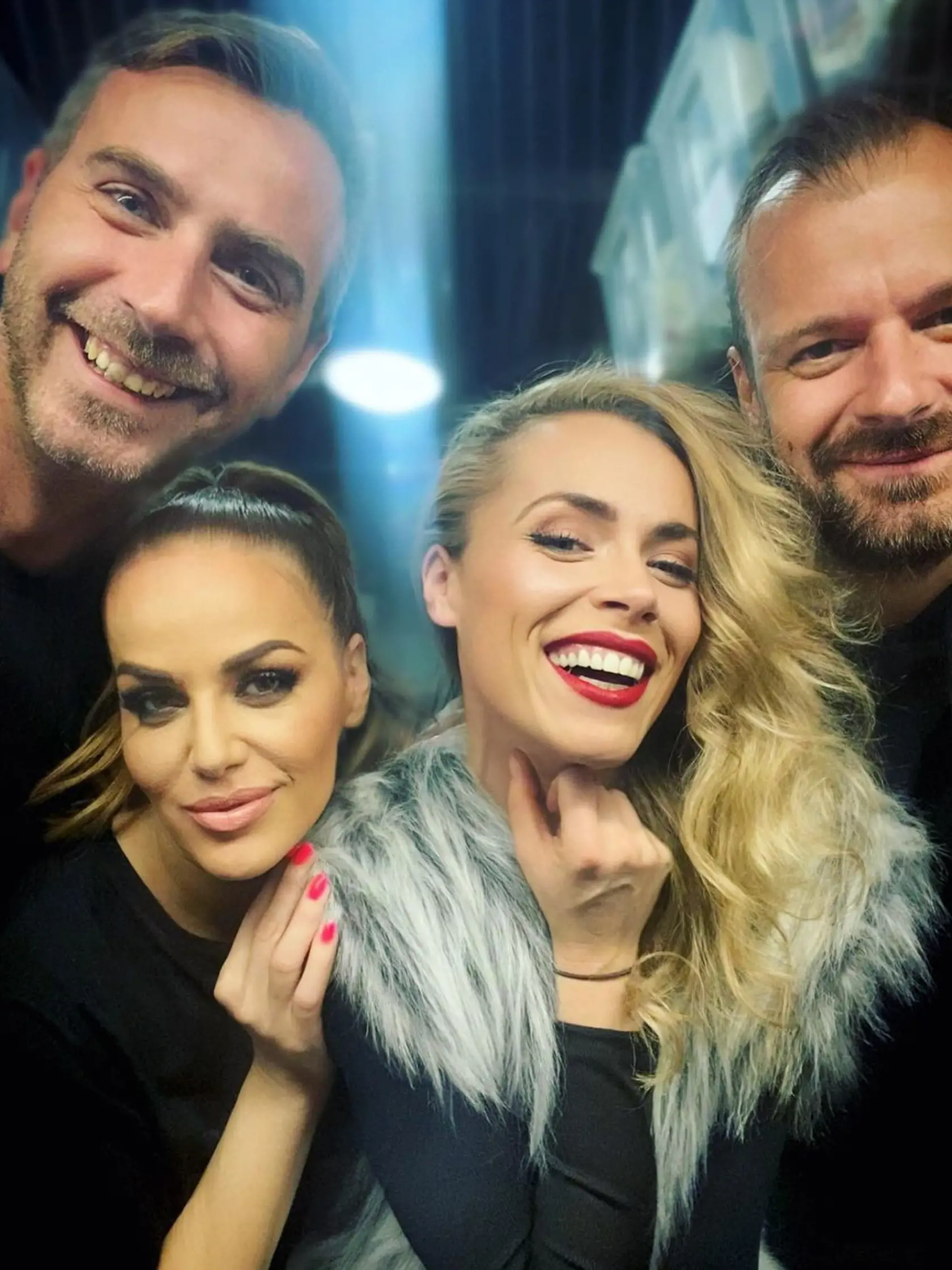 Mirka Partlová s hereckými kolegami Karin Haydu, Števom Martinovičom a Lukášom Dózom