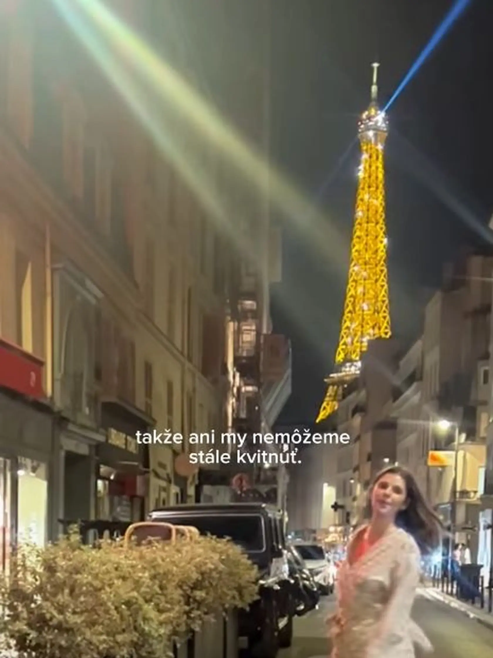 Ema zverejnila reelsko, v ktorom ukázala aj večerný Paríž.