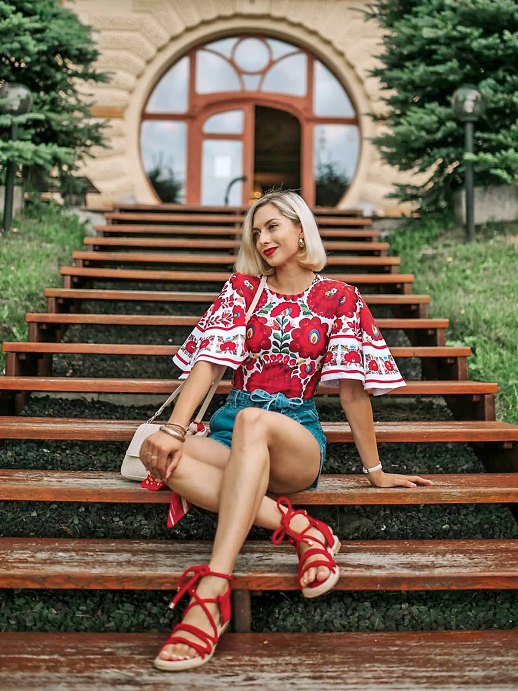 Ležérna elegancia okorenená láskou k tradíciám, to je Ivanka.
