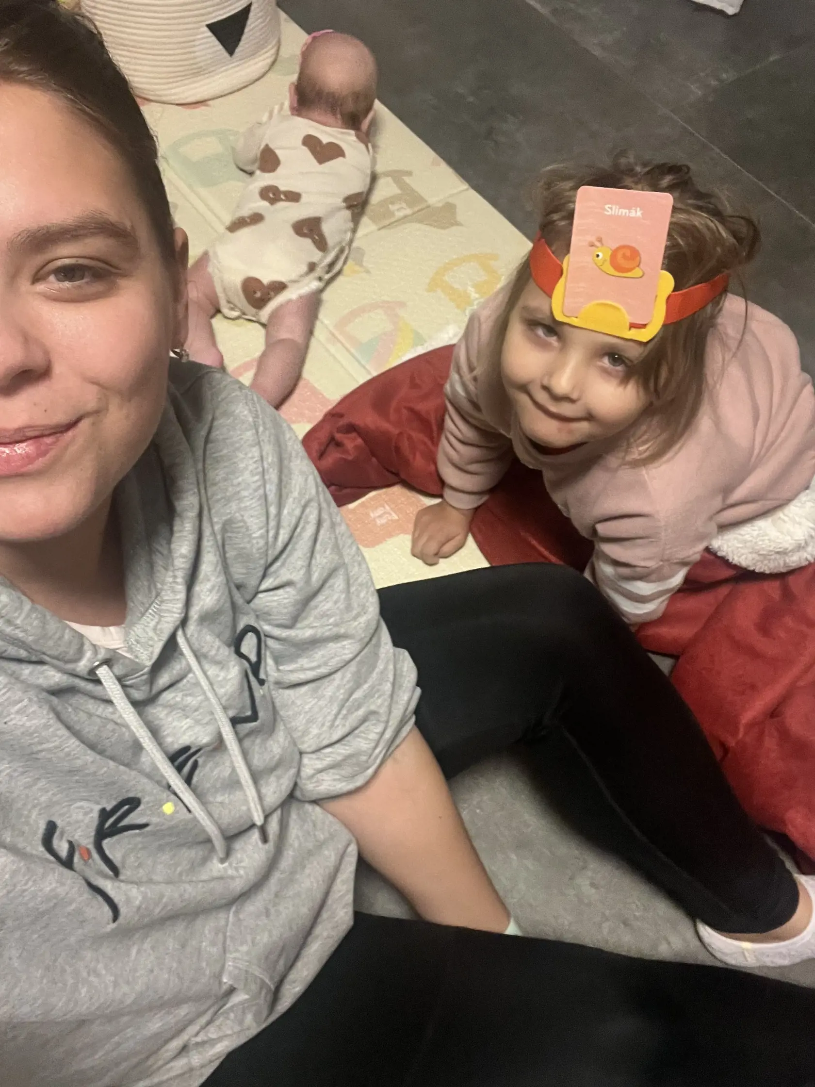 Cesta k deťom pre ňu a jej partnera nebola ružami vystlaná.