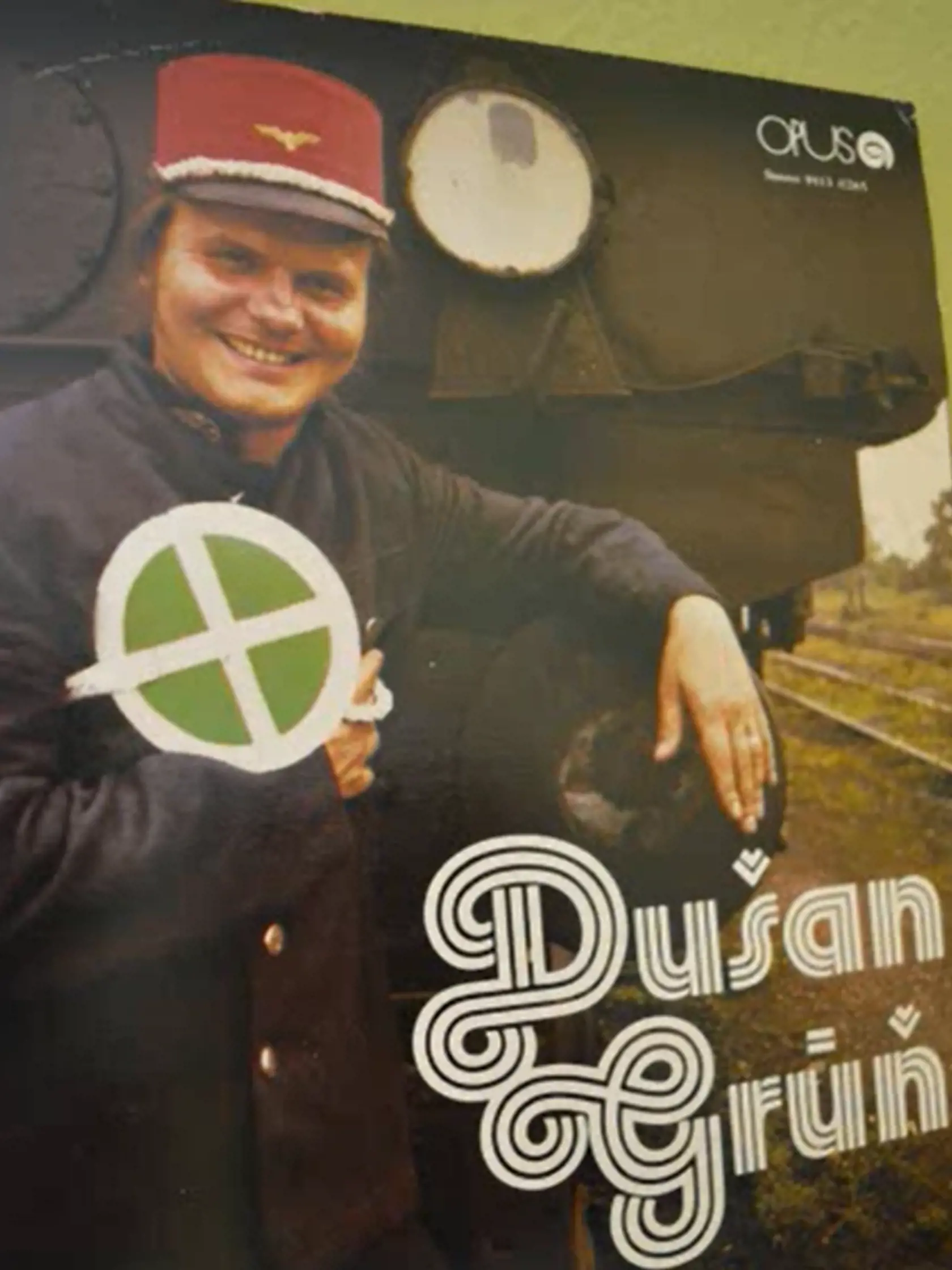 Vdove Grúňovej ostal po manželovi vzácny archív fotografií,ktoré mapujú jeho pozoruhodnú kariéru.