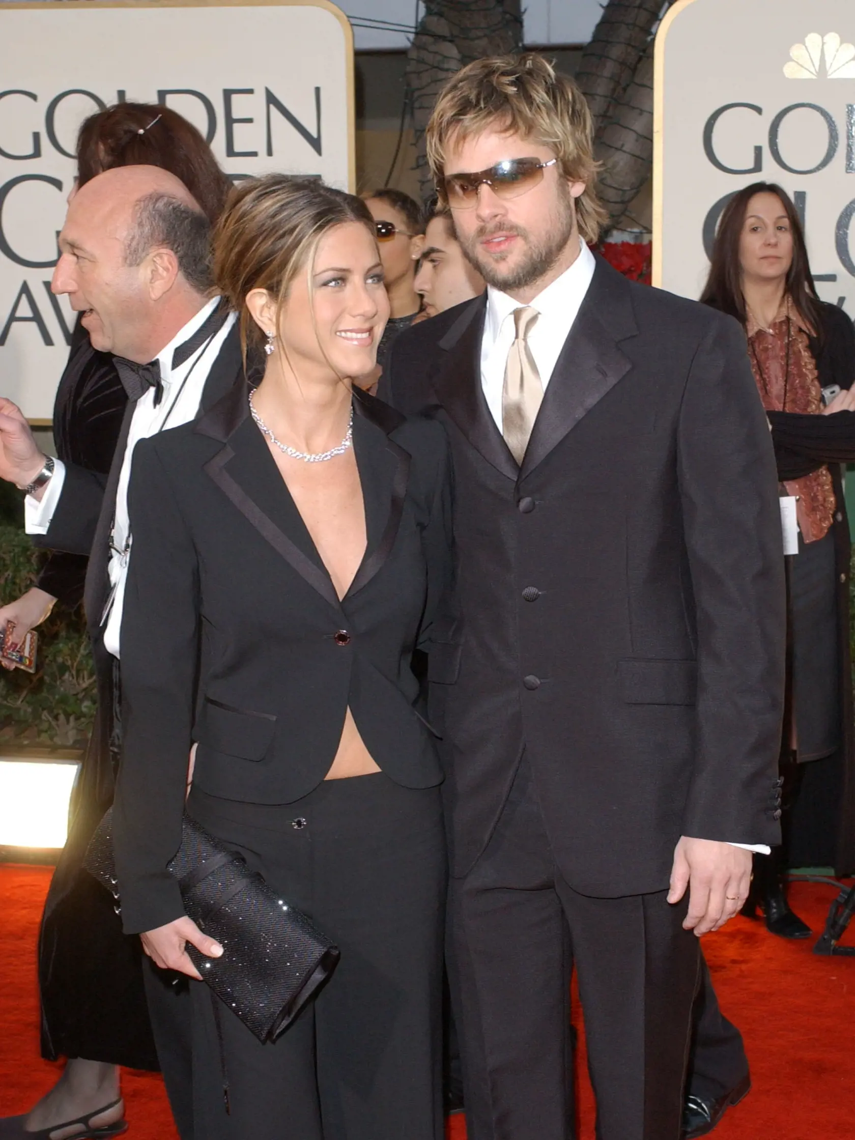 399817 55: Actors Jennifer Aniston and Brad Pitt attend the 59th Annual Golden Globe Awards at the Beverly Hilton Hotel January 20, 2002 in Beverly Hills, CA. (Photo by Vince Bucci/Getty Images)