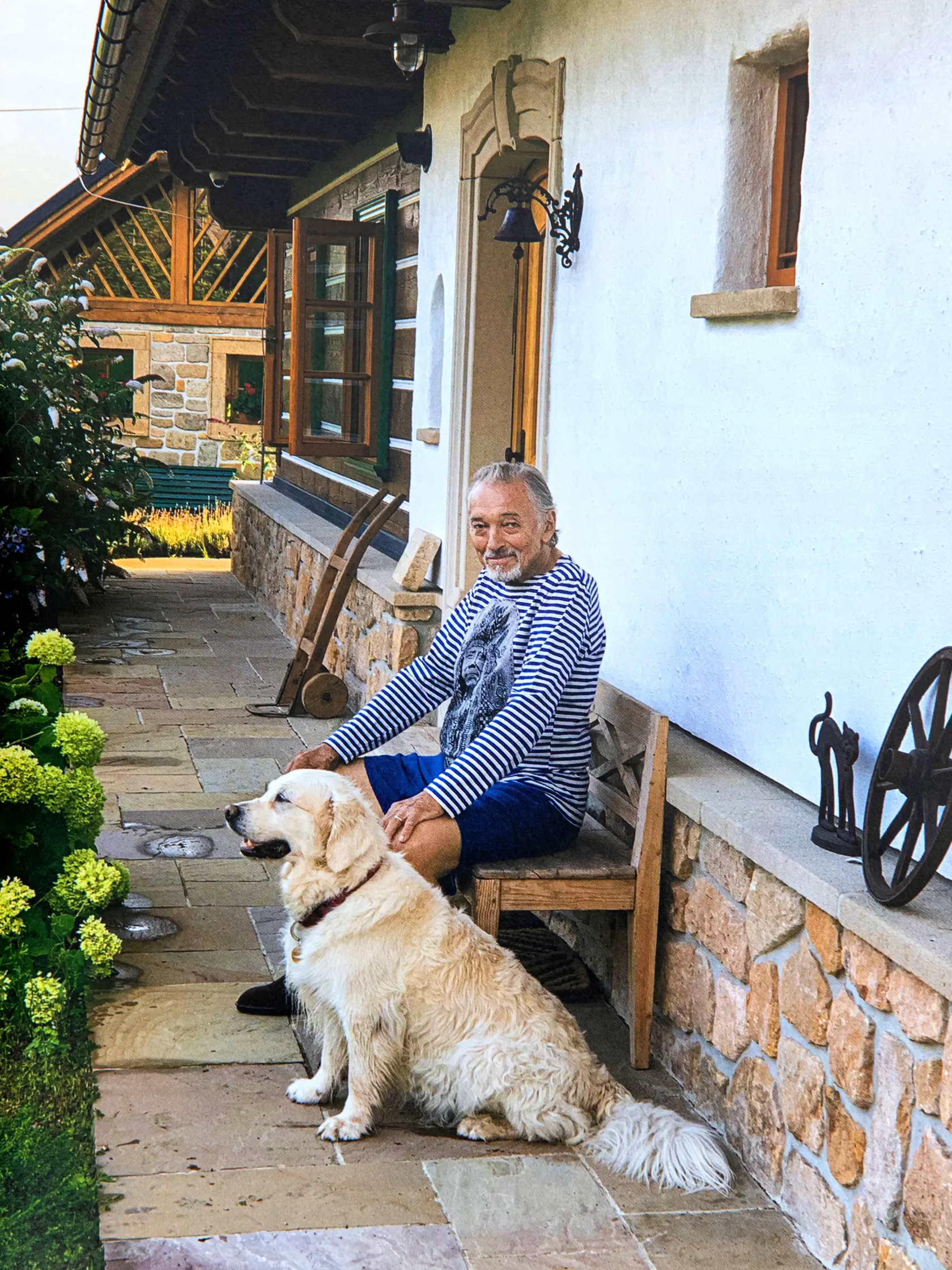 Posledné dni života trávil na svojej milovanej chalupe, pritom sa celý život považoval za mestského človeka.