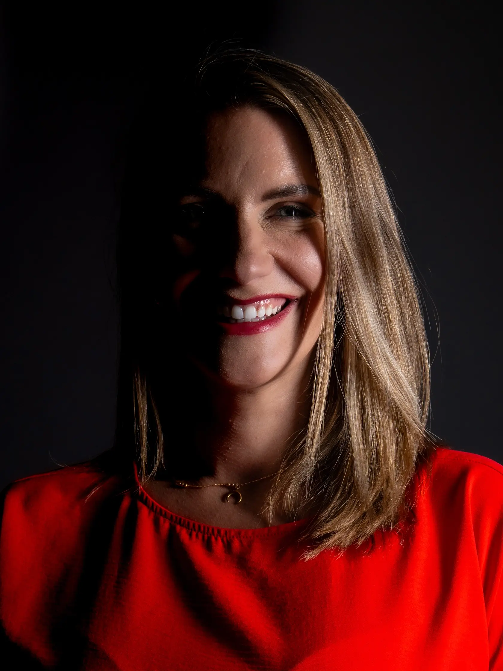 Radka Kovaľ Mazáková: Ako sa z televíznej moderátorky stala kráľovná motokrosového komentovania!