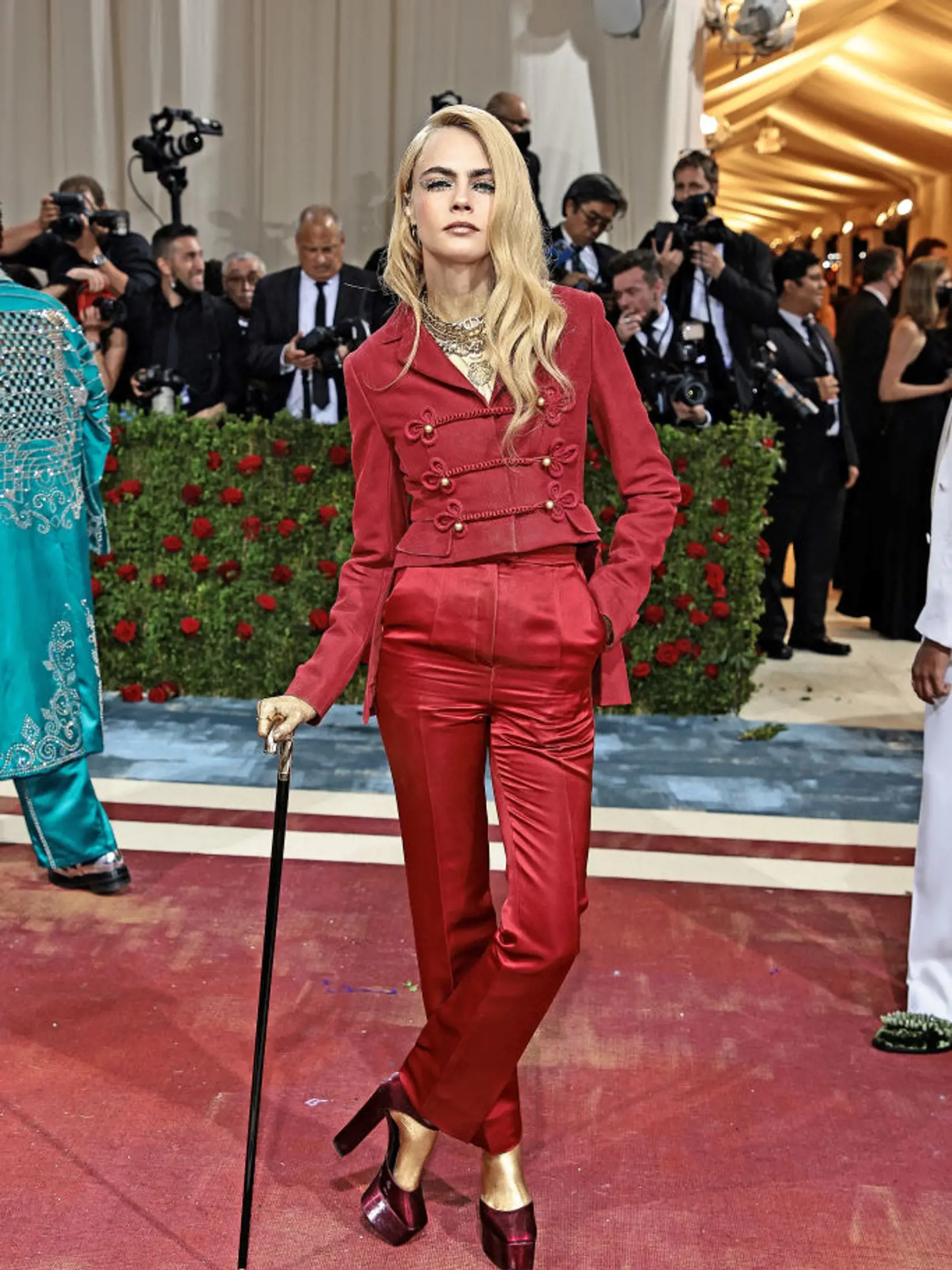 Modelka Cara Delevingne na Met Gala 2022.