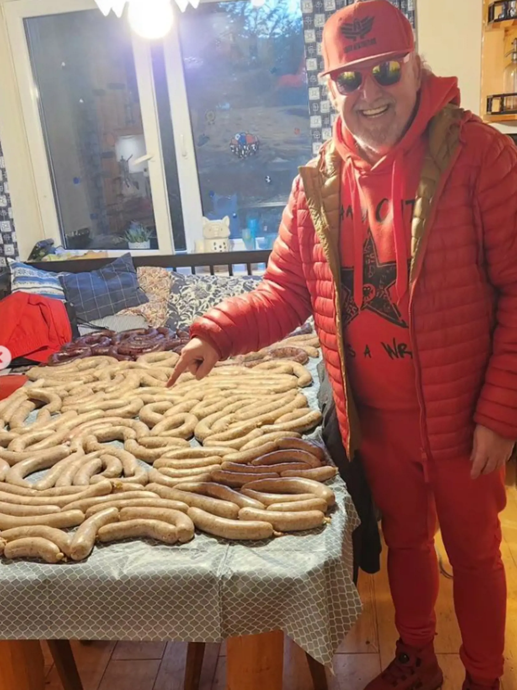 Zabíjačku si všetci užili a výrobkov urobili viec než dosť.