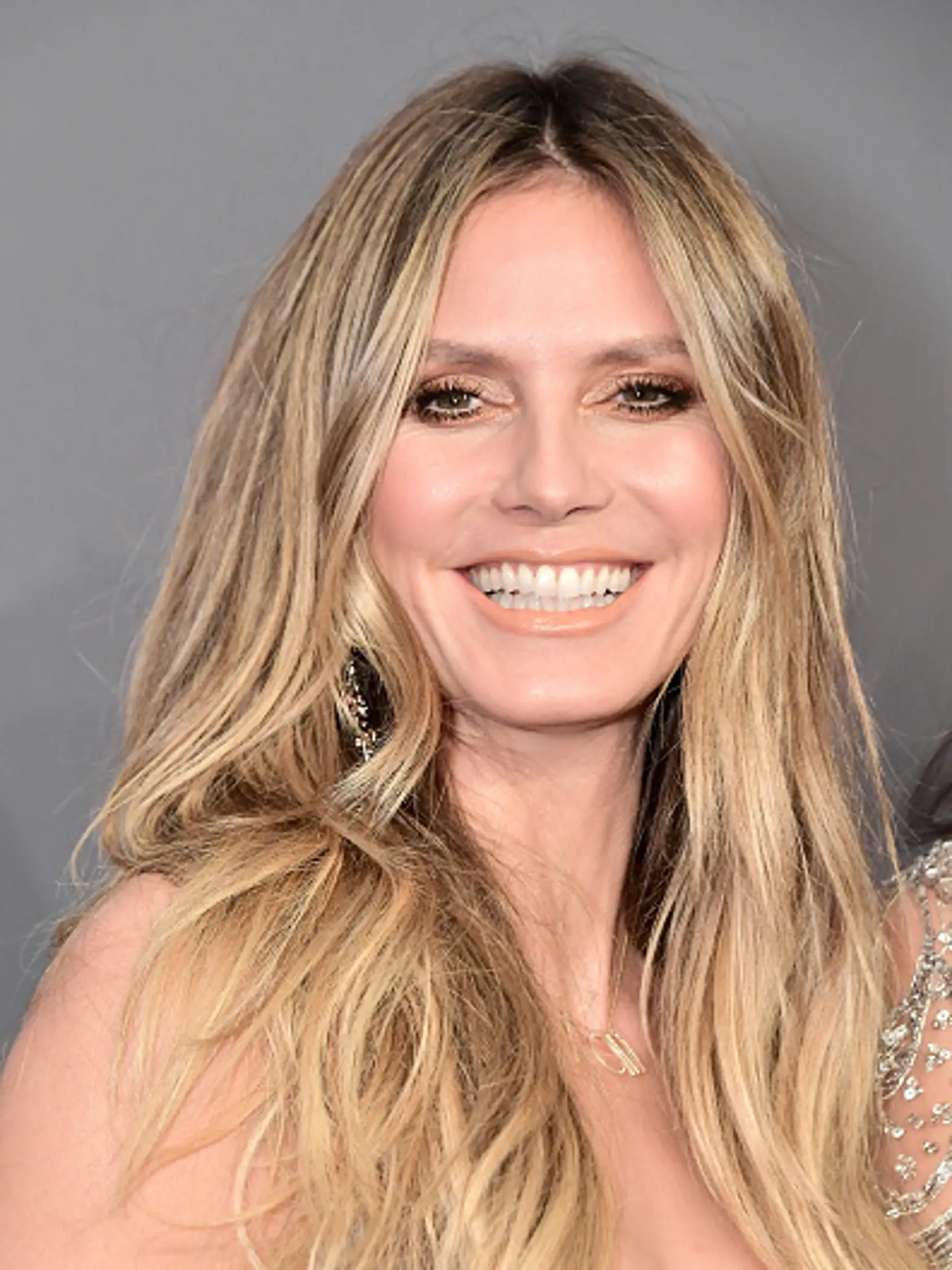 NEW YORK, NY - FEBRUARY 06:  Heidi Klum attends the amfAR New York Gala 2019 at Cipriani Wall Street on February 6, 2019 in New York City.  (Photo by Michael Loccisano/Wire Image)