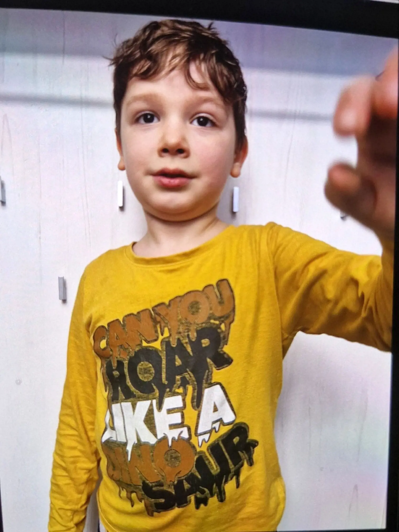 Masívna pátracia akcia v Nemecku: Stovky policajtov, záchranárov i vojakov hladajú 6-ročného Ariana s autizmom.