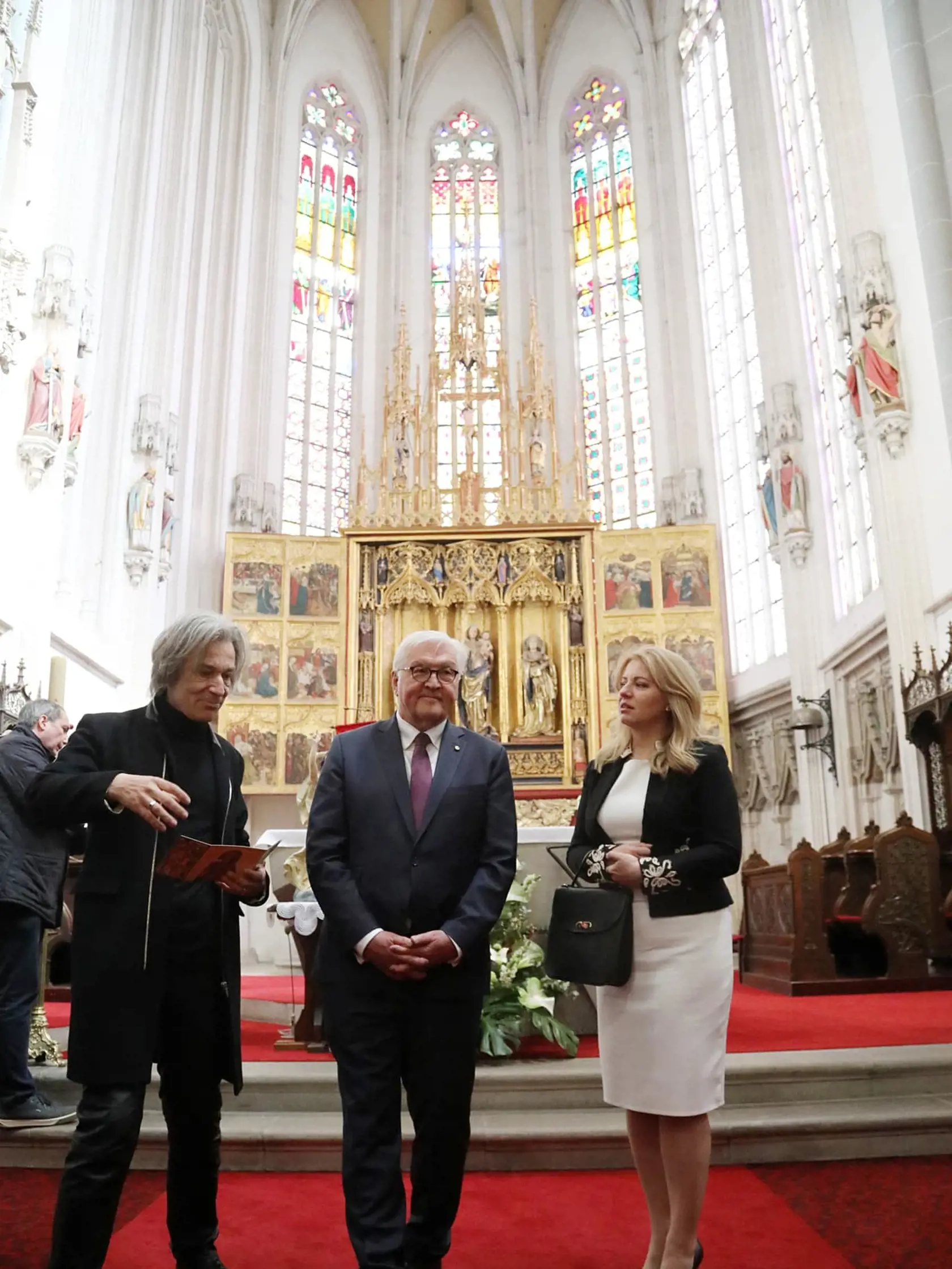 Prezidentka s nemeckým kolegom zašli aj do Dómu svätej Alžbety. Sprevádzal ich sprievodca turistov mestom Košice Milan Kolcun.