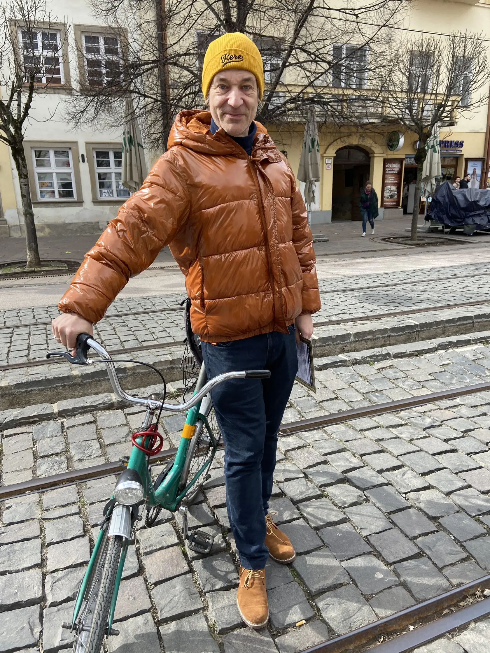 Toto je Milan. Bez bicykla ho vidíte zriedkavo.