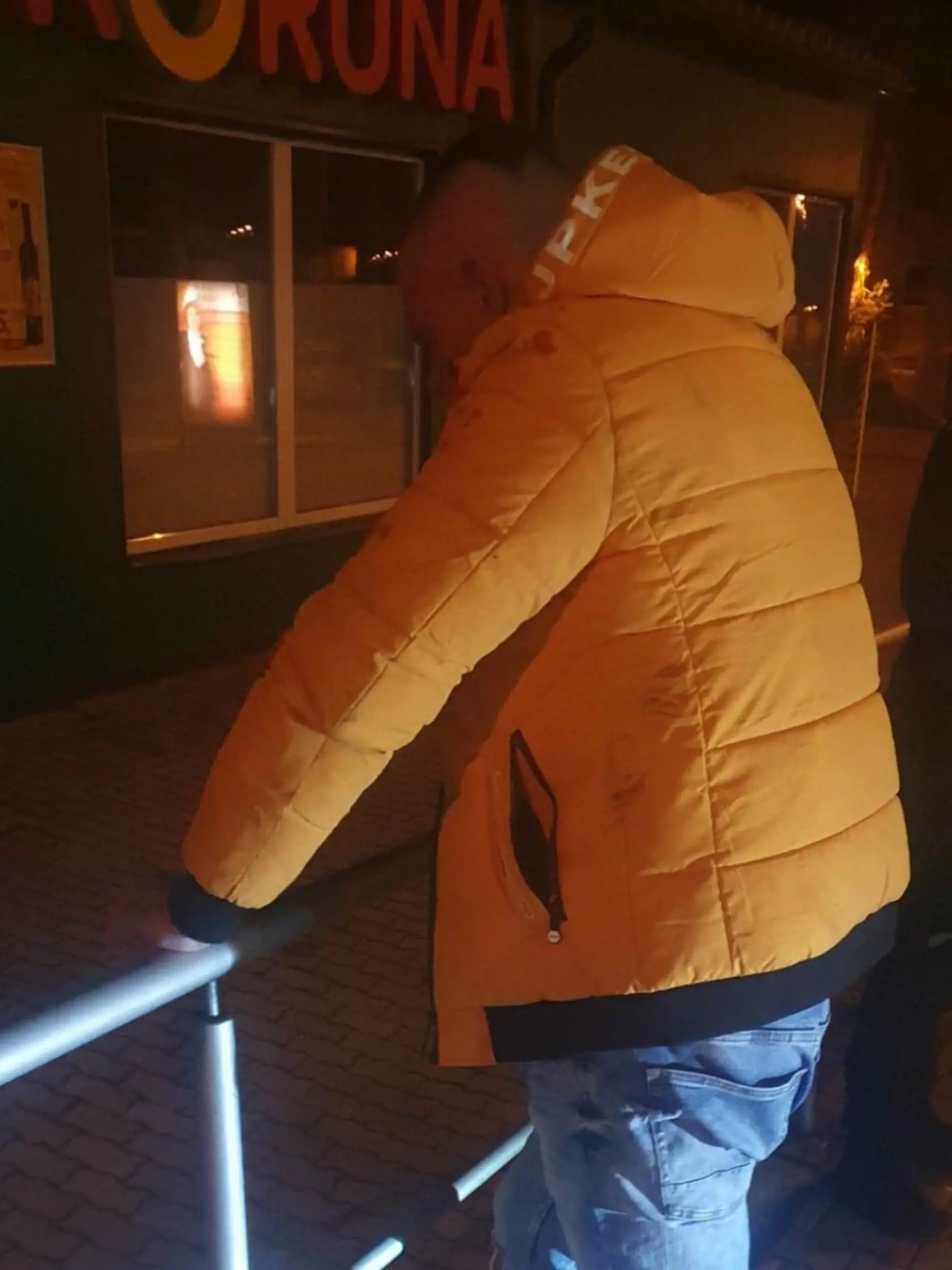 Táto fotografia Juraja B. vznikla potom ako ho vypátrali trenčianski taxikári a privolali políciu.