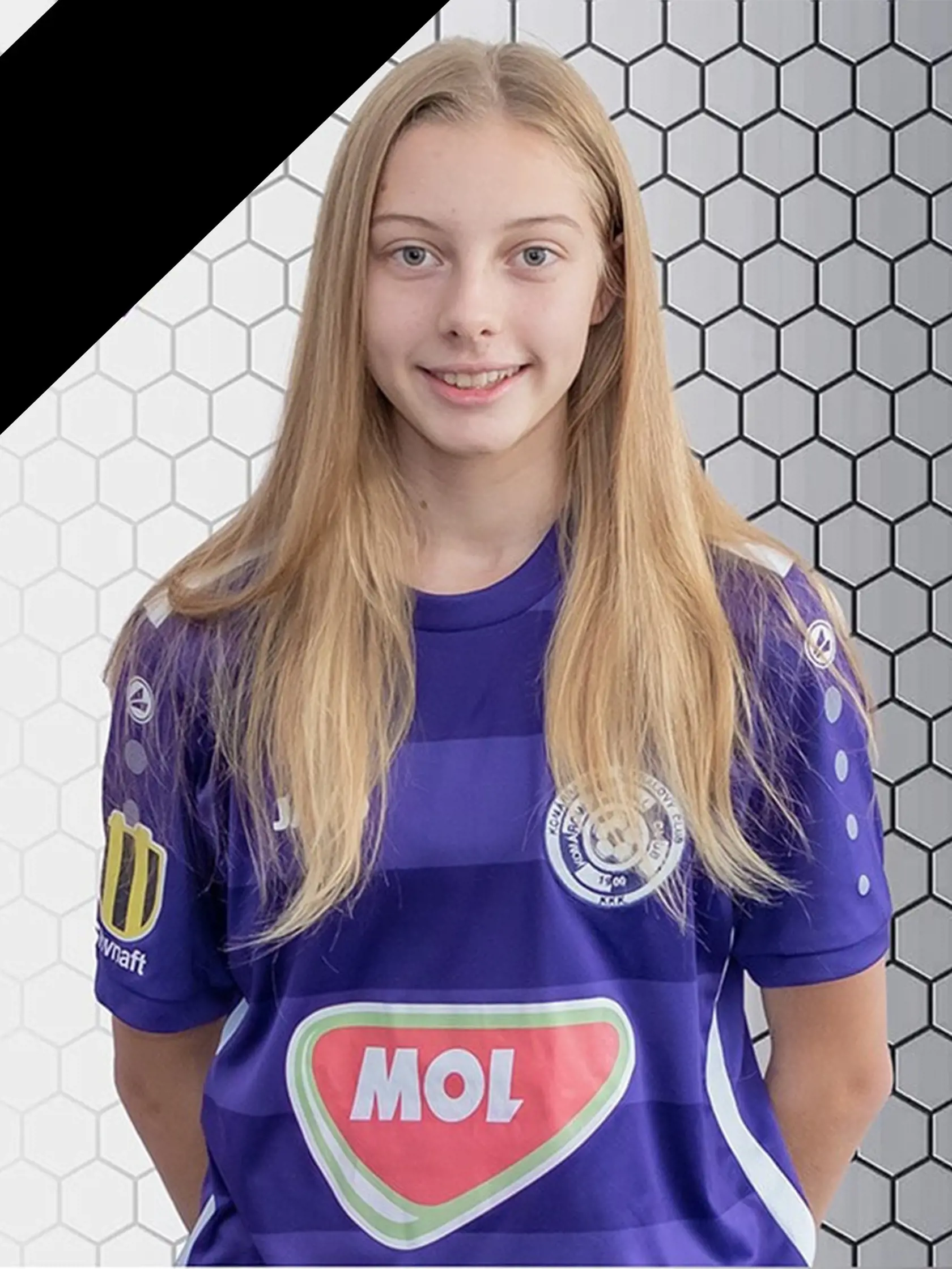 17-ročná futbalistka Lilla Petrók, ktorá náhle skolabovala na futbalovom zápase.